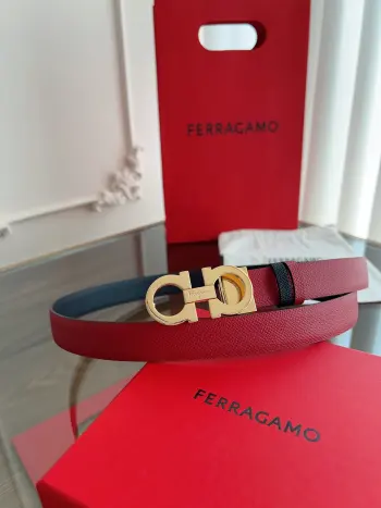 <p>  Ferragamo 菲拉格慕 高端品质  双面色可用 长度可自行裁剪达到修身效果 材料 带身彩用进口头层牛皮制作.精美 高端大气上档次.实物拍摄 宽度:2.5cm</p>