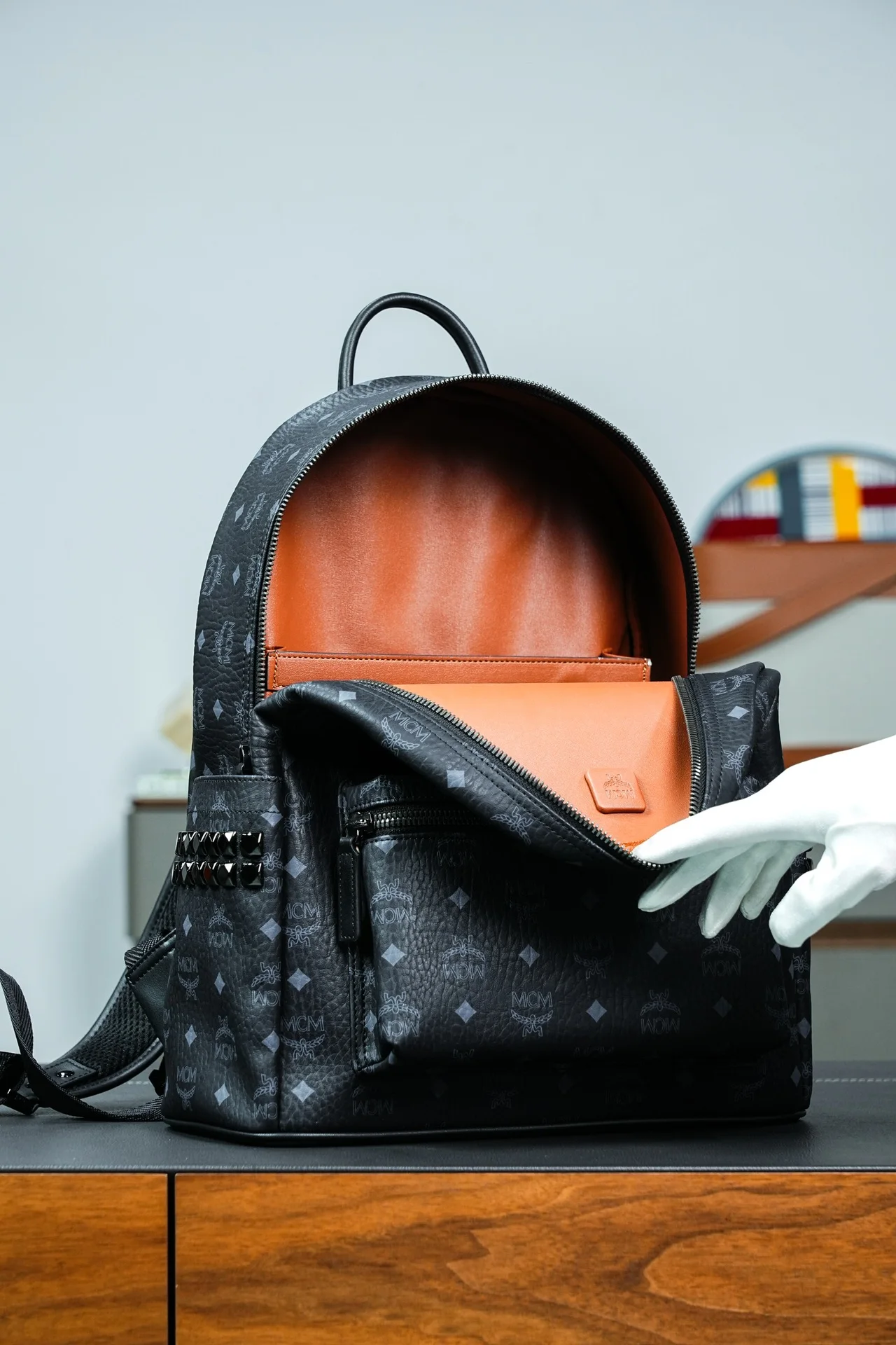 MCM MMK6SVE37CO001 MCM Stark Visetos Rivet Backpack Backpack - Detail view 4