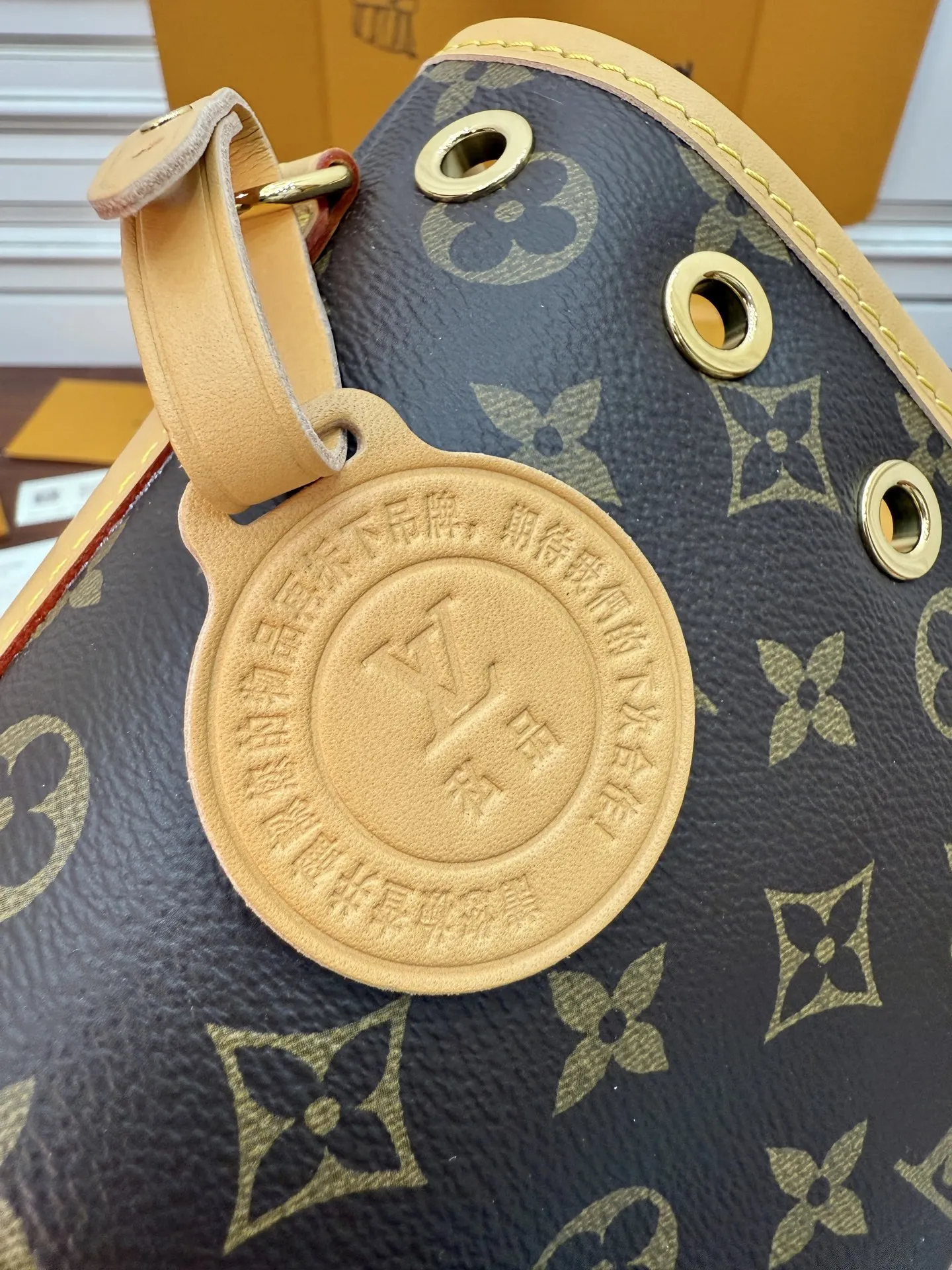 LVM81266 动态电子芯片菱形面料包 斜挎包 - 细节图 8