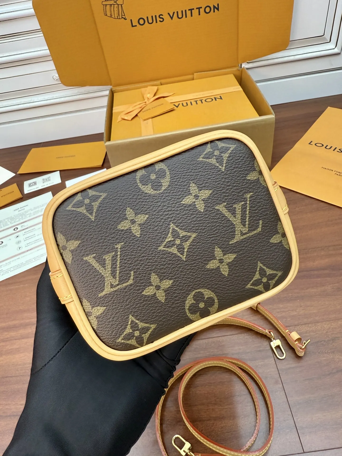 LVM81266 动态电子芯片菱形面料包 斜挎包 - 细节图 9