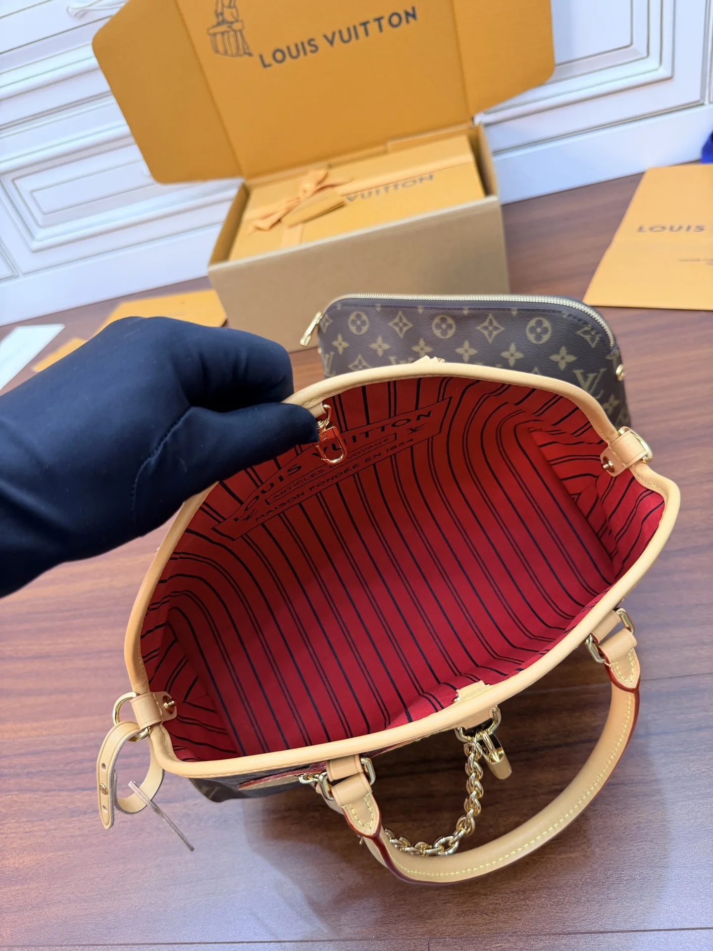 LVM15208动态电子芯片菱形面料包 斜挎包 - 细节图 3