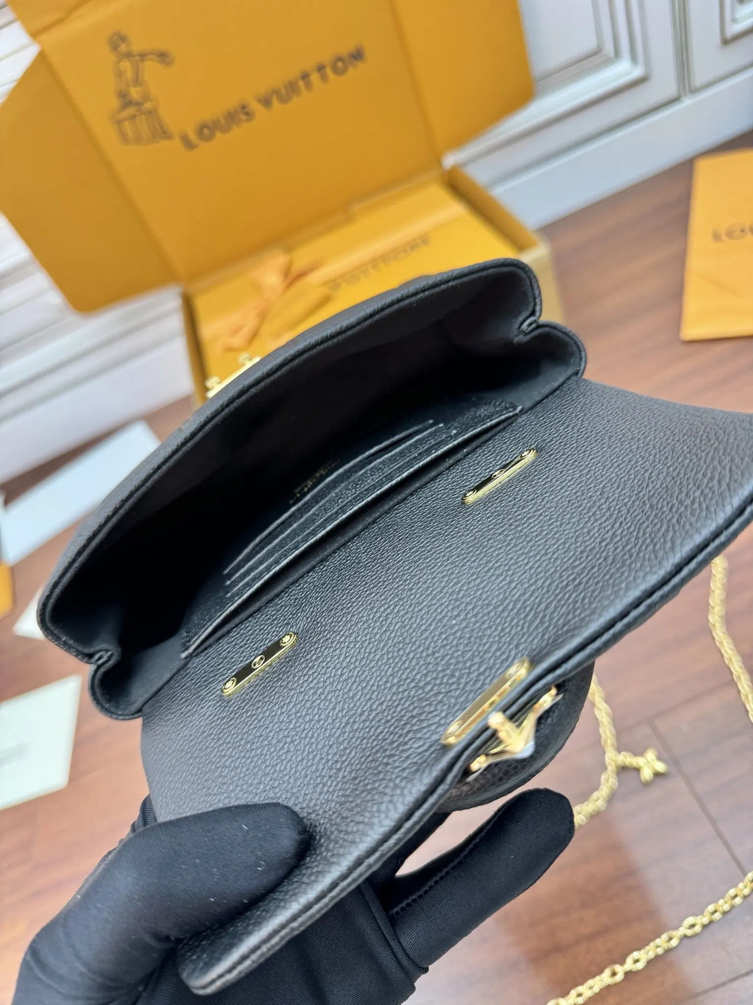 LVM12144 动态电子芯片菱形面料包 斜挎包 - 细节图 4