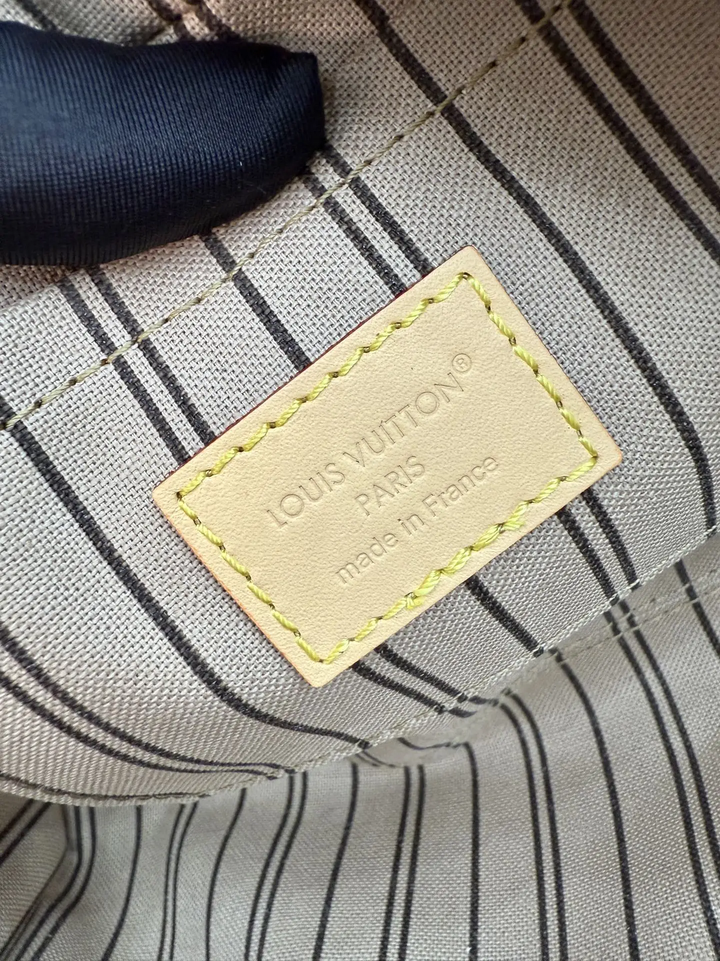 Louis Vuitton M47031 Dynamic Electronic Chip Diamond Fabric Bag Shoulder Bag - Detail view 7