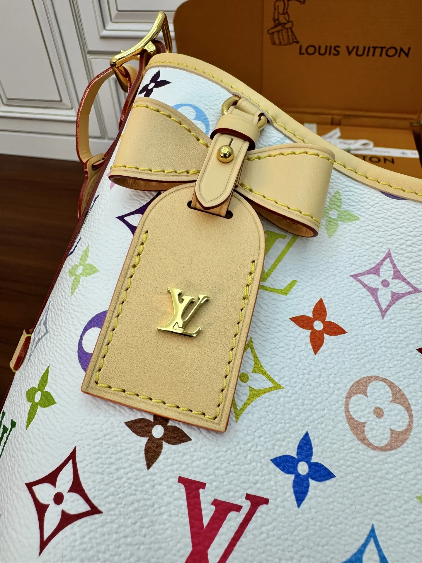 Louis Vuitton M13661 Dynamic Electronic Chip Diamond Fabric Bag Shoulder Bag - Detail view 3