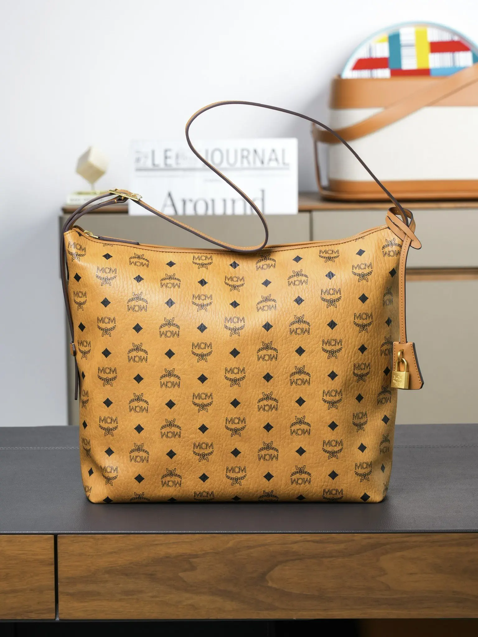 MCM MWHESTA02CO001 MCM Aren Hobo New Shoulder Bag Single Shoulder Bag - Detail view 6