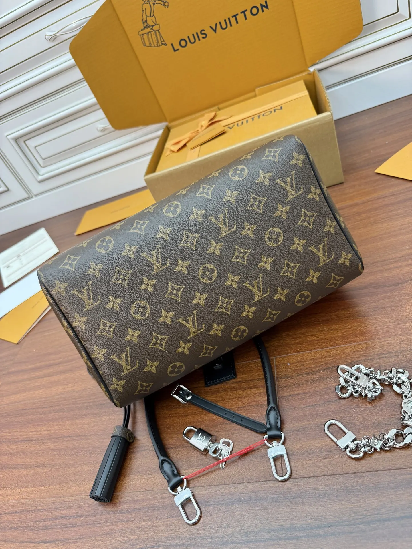 Louis Vuitton M12243 Dynamic Electronic Chip Diamond Fabric Bag Shoulder Bag - Detail view 7