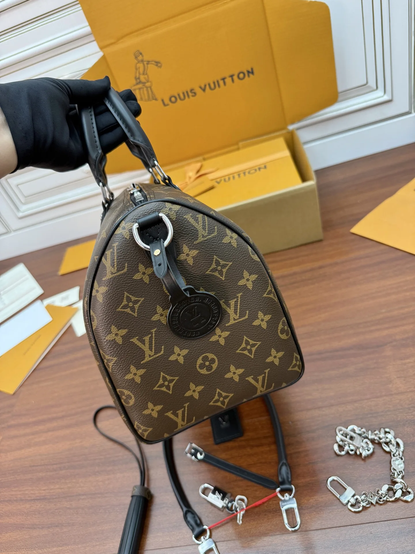 Louis Vuitton M12243 Dynamic Electronic Chip Diamond Fabric Bag Shoulder Bag - Detail view 8