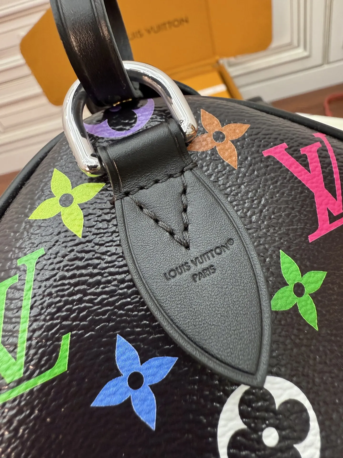 Louis Vuitton M13257 Dynamic Electronic Chip Diamond Fabric Bag Shoulder Bag - Detail view 8