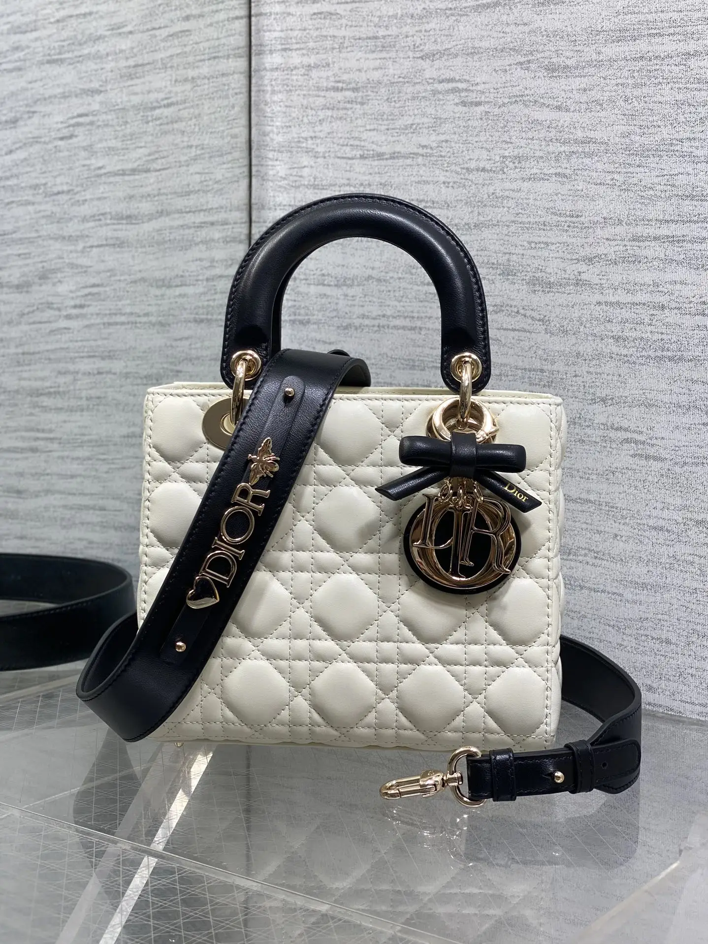 迪奥Lady最新款四格蝴蝶结戴妃包 女士斜挎包
