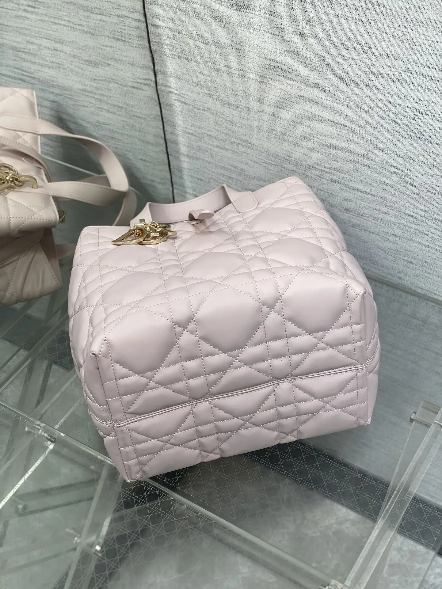 迪奥银油蜡皮Toujours竖版系列迷你斜挎包 女士斜挎包 - 细节图 7