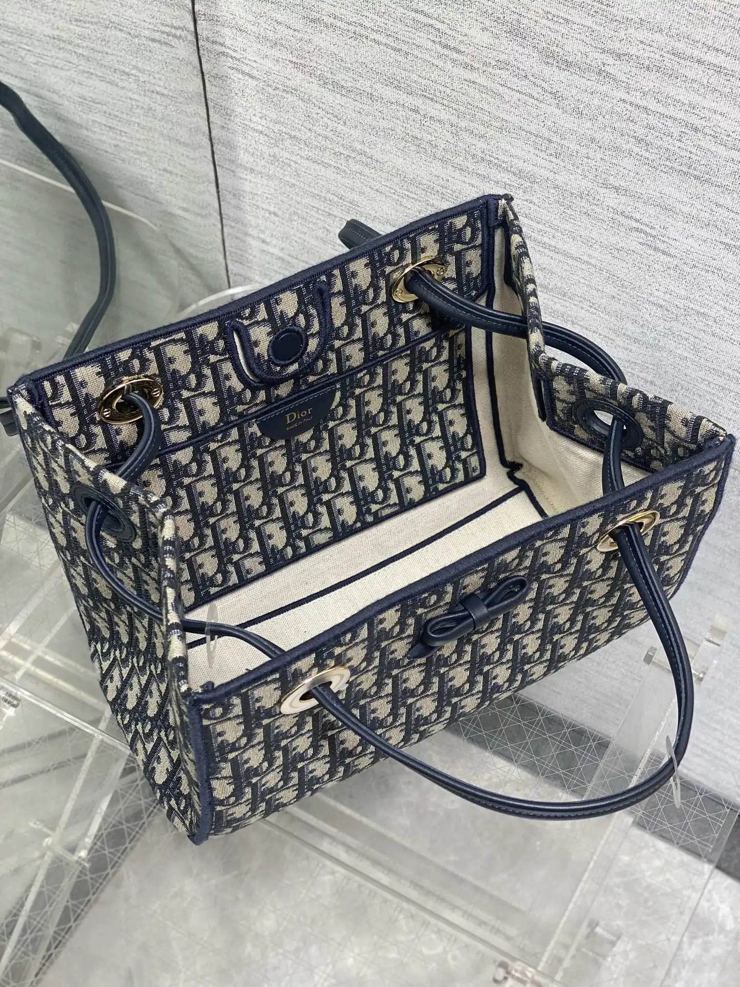 Dior 26 Spring/Summer New Floral Bow Tote Bag Women s Handbag - Detail view 8