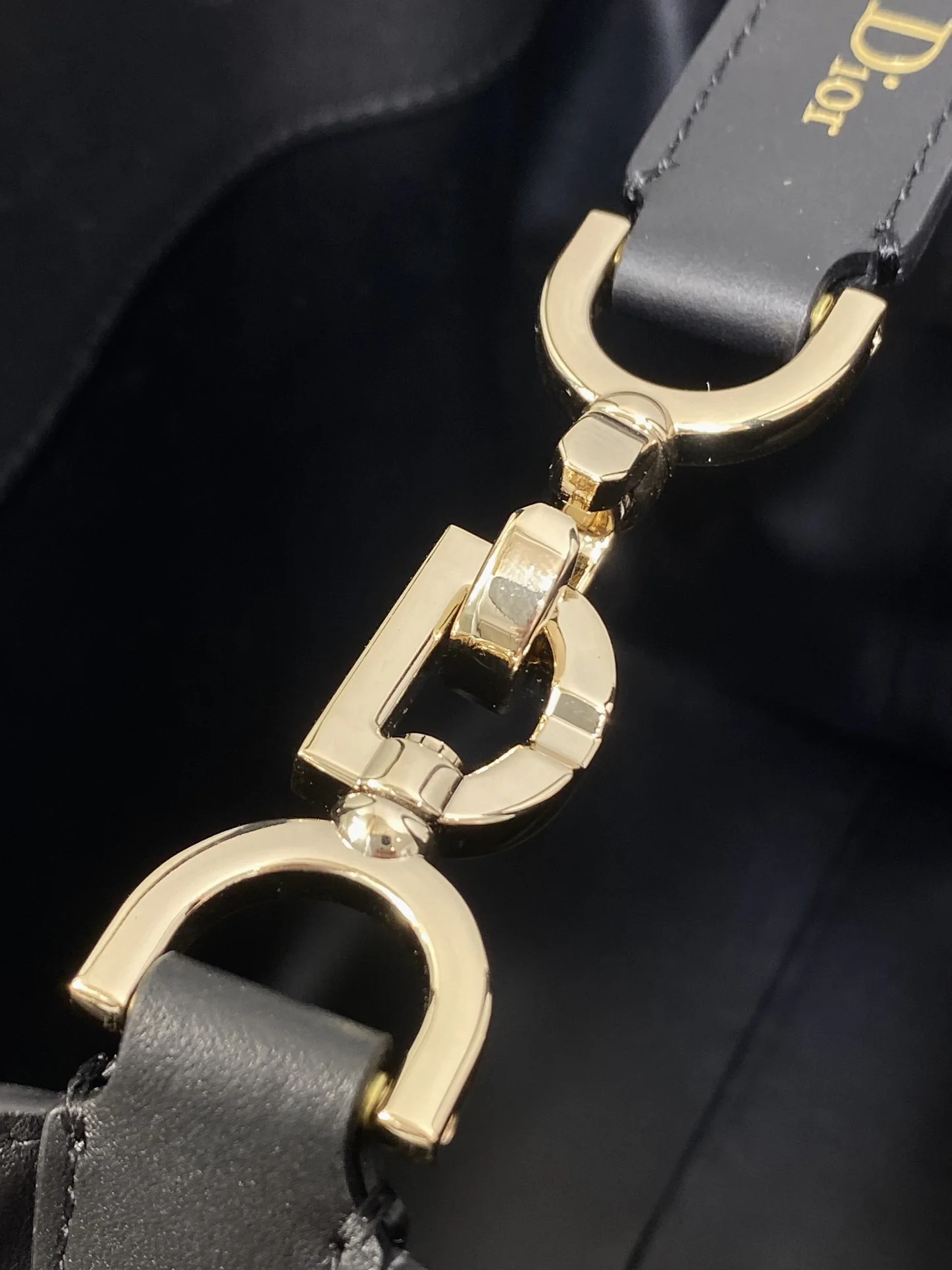 迪奥银油蜡皮Toujours竖版系列迷你斜挎包 女士斜挎包 - 细节图 5