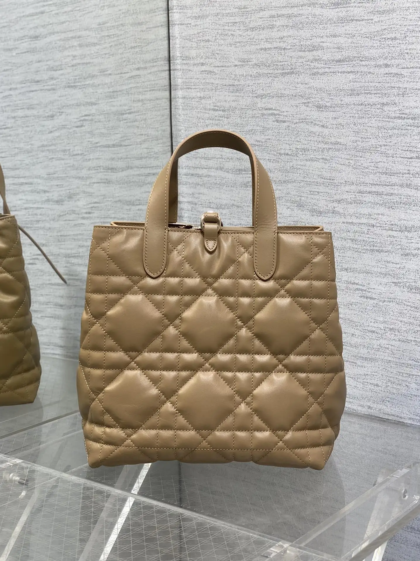 迪奥银油蜡皮Toujours竖版系列迷你斜挎包 女士斜挎包 - 细节图 4