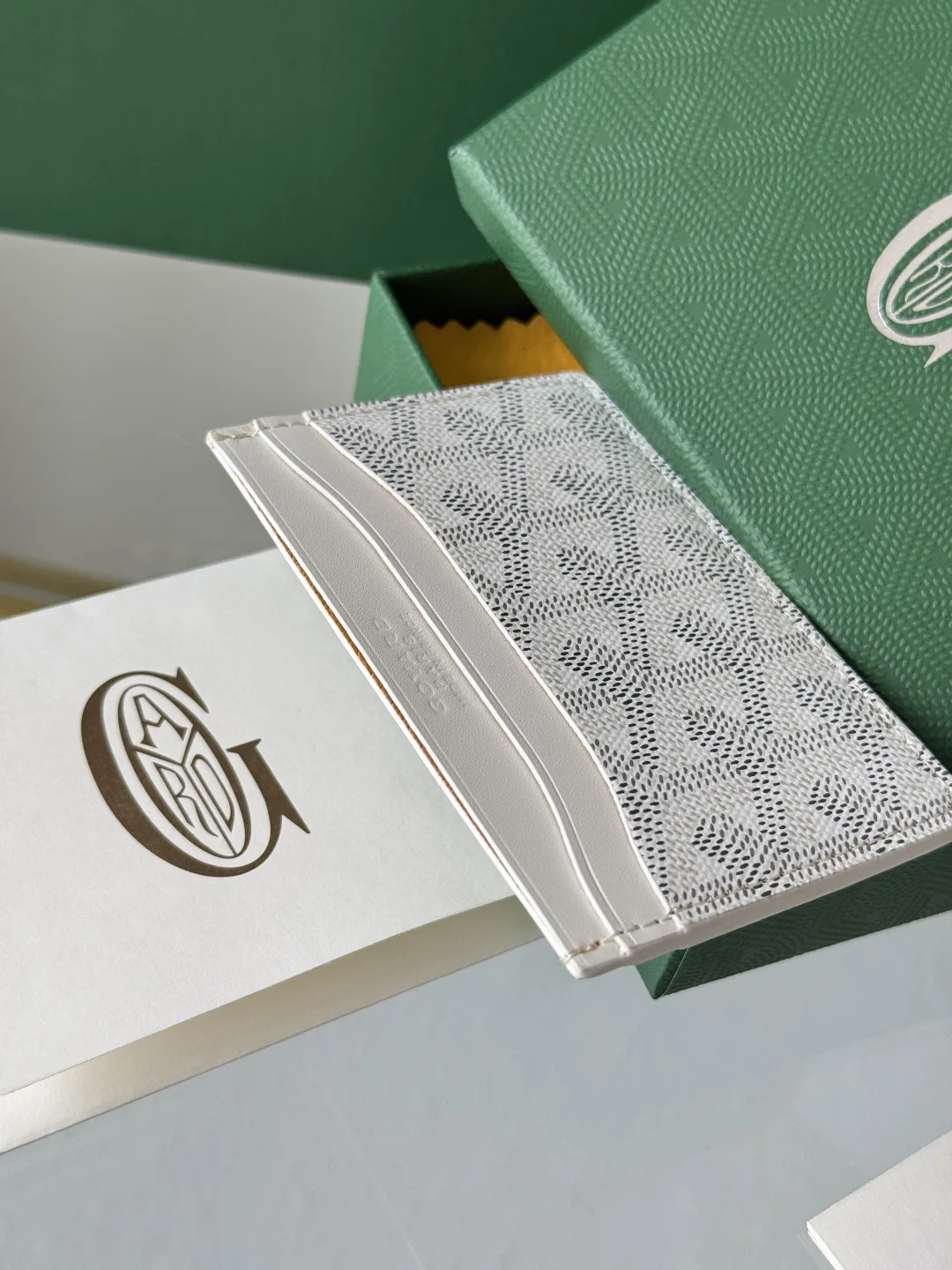 Goyard 3301 Compact Card Holder Wallet - Detail view 4
