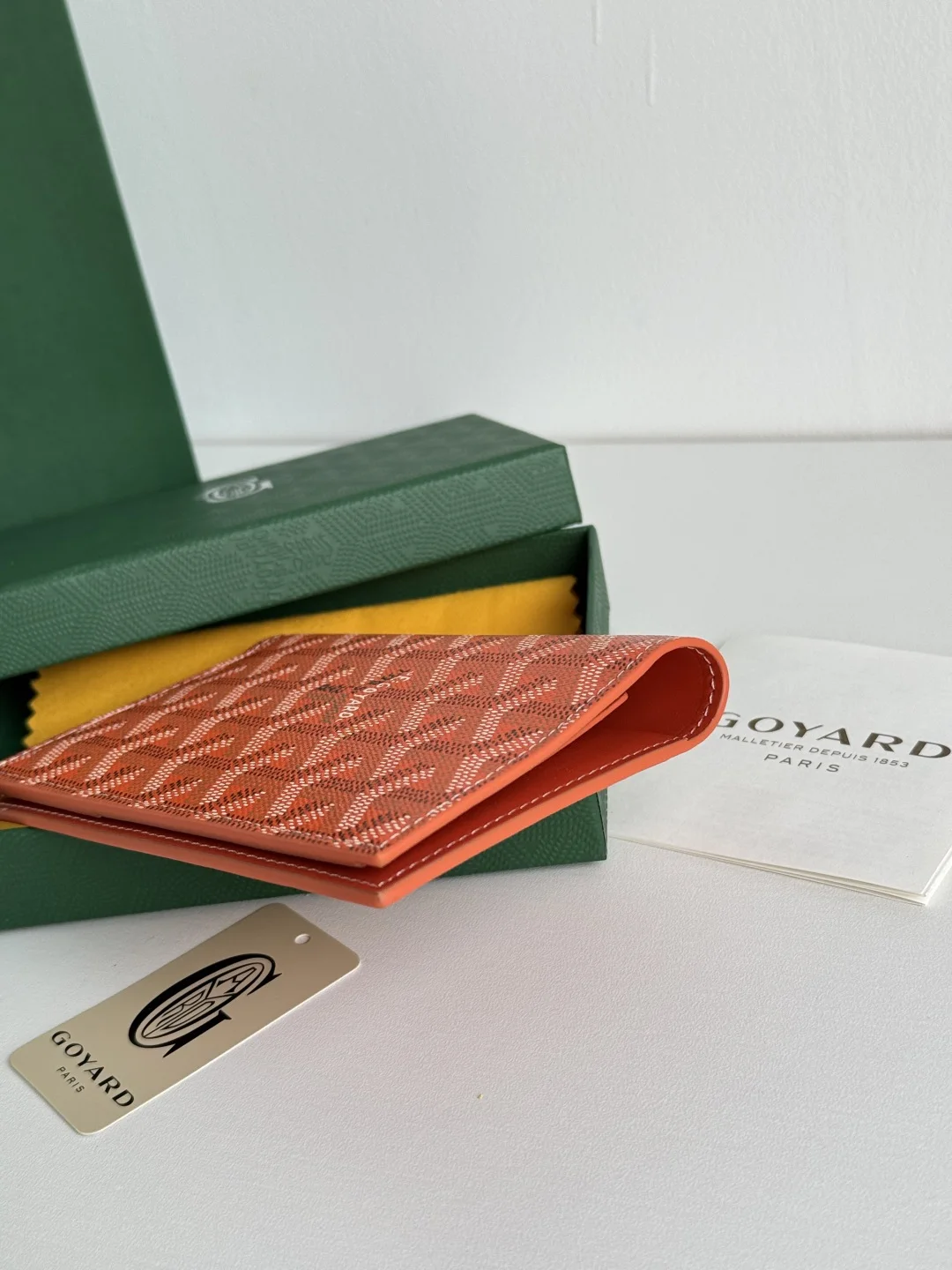 Goyard 3317 Goya Bag Short Wallet Passport Holder - Detail view 5