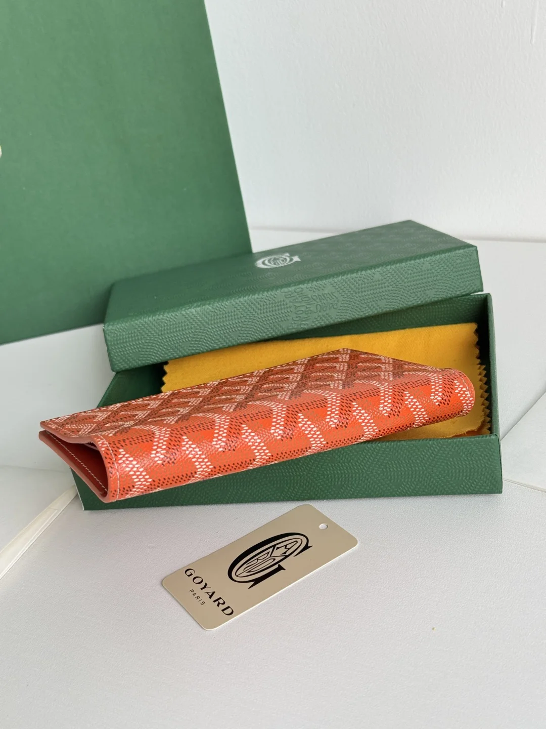Goyard 3317 Goya Bag Short Wallet Passport Holder - Detail view 6
