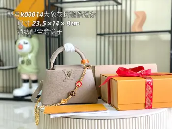 <p> 163 芯片  特级精品原厂皮 K00014 全新尺寸 本款 Capucines 全新尺寸手袋展现柔婉之美 Taurillon 皮革包身搭配浅色翻盖和顶部手柄 珐琅 Monogram 花卉链条亦可成就肩背体验 系上纤细皮革肩带 探索更多造型可能 </p><p>详细特征</p><p>23.5x 14 x 8 厘米</p><p>(长度 x 高 x 宽)</p>