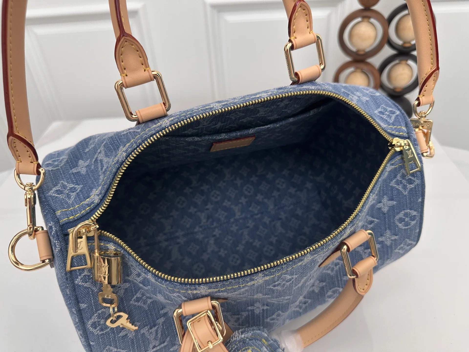 Louis Vuitton M14430 Denim Bucket Bag Shoulder Bag - Detail view 5