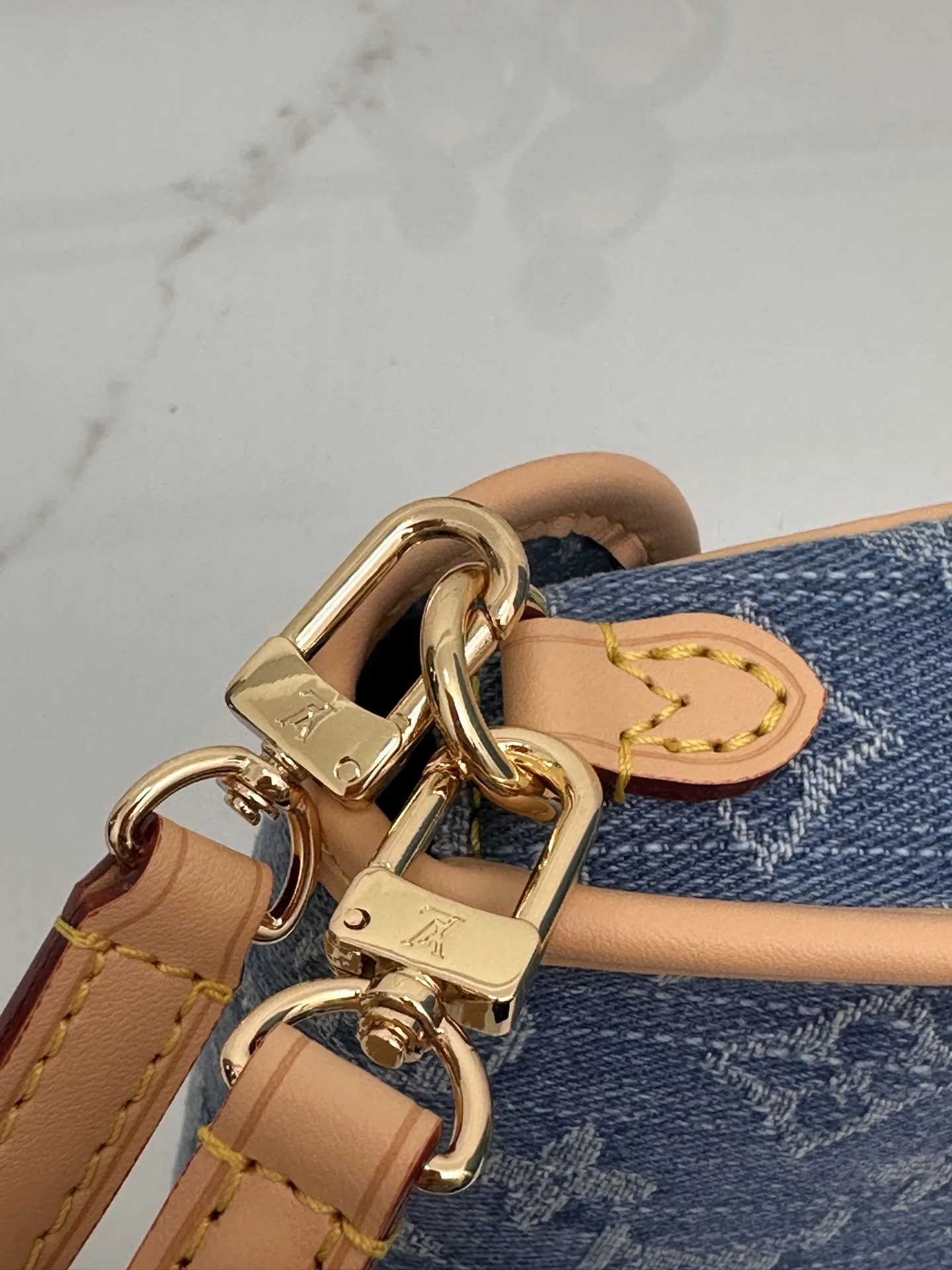 Louis Vuitton M14430 Denim Bucket Bag Shoulder Bag - Detail view 6