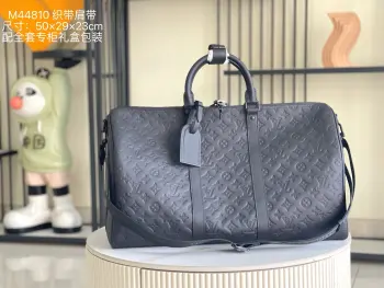 <p> 163 芯片  特级全钢五金 原厂皮 M44810 布肩带 皮料是意大利A级皮料是在于品质 五金 面料 手工 油边 A级出品 图片跟产品一致丶配全套包装.尺寸:29x23x50CM</p>