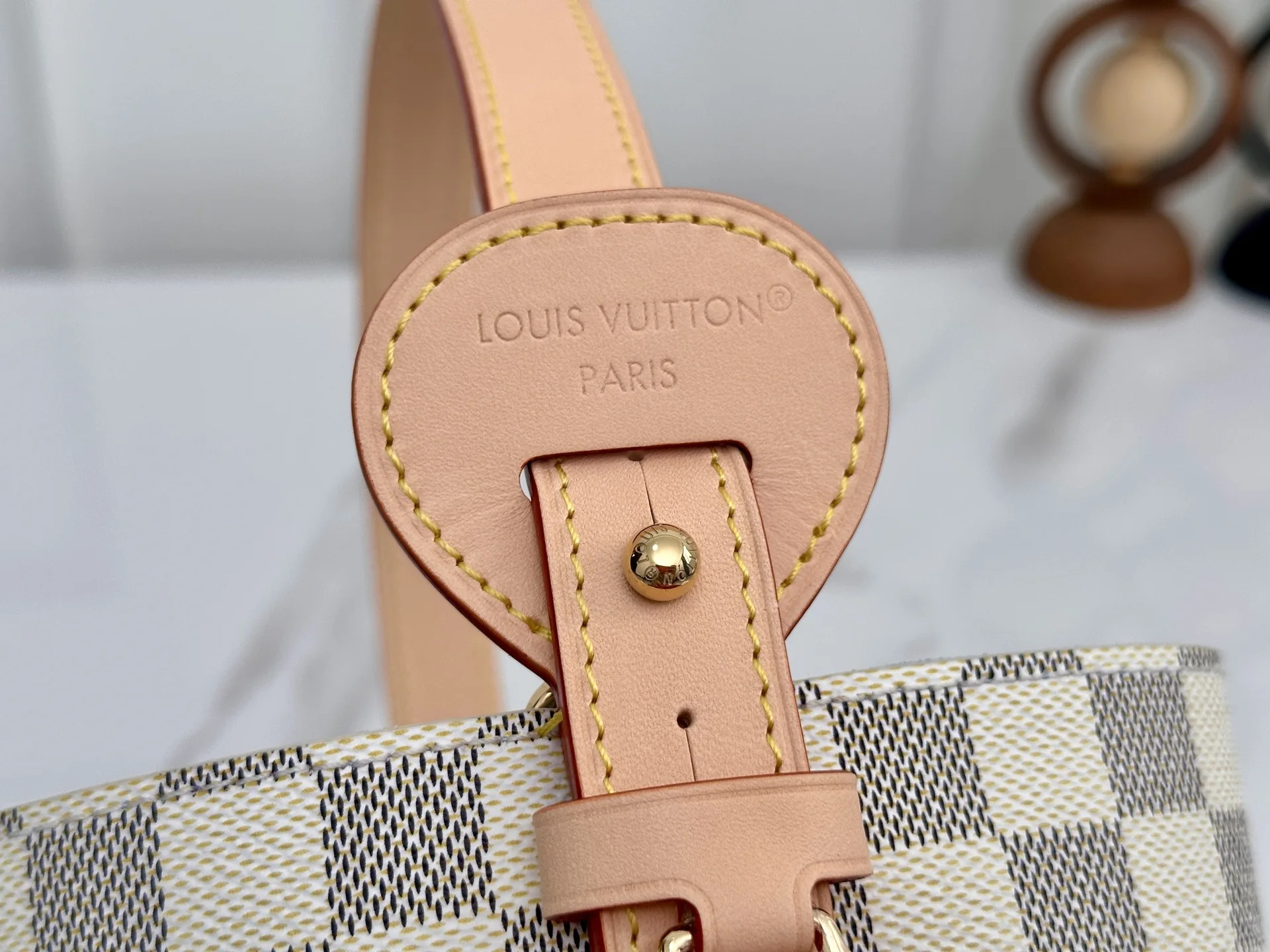 Louis Vuitton N40855 Variable Code Chip White Grid Handbag Shoulder Bag - Detail view 6