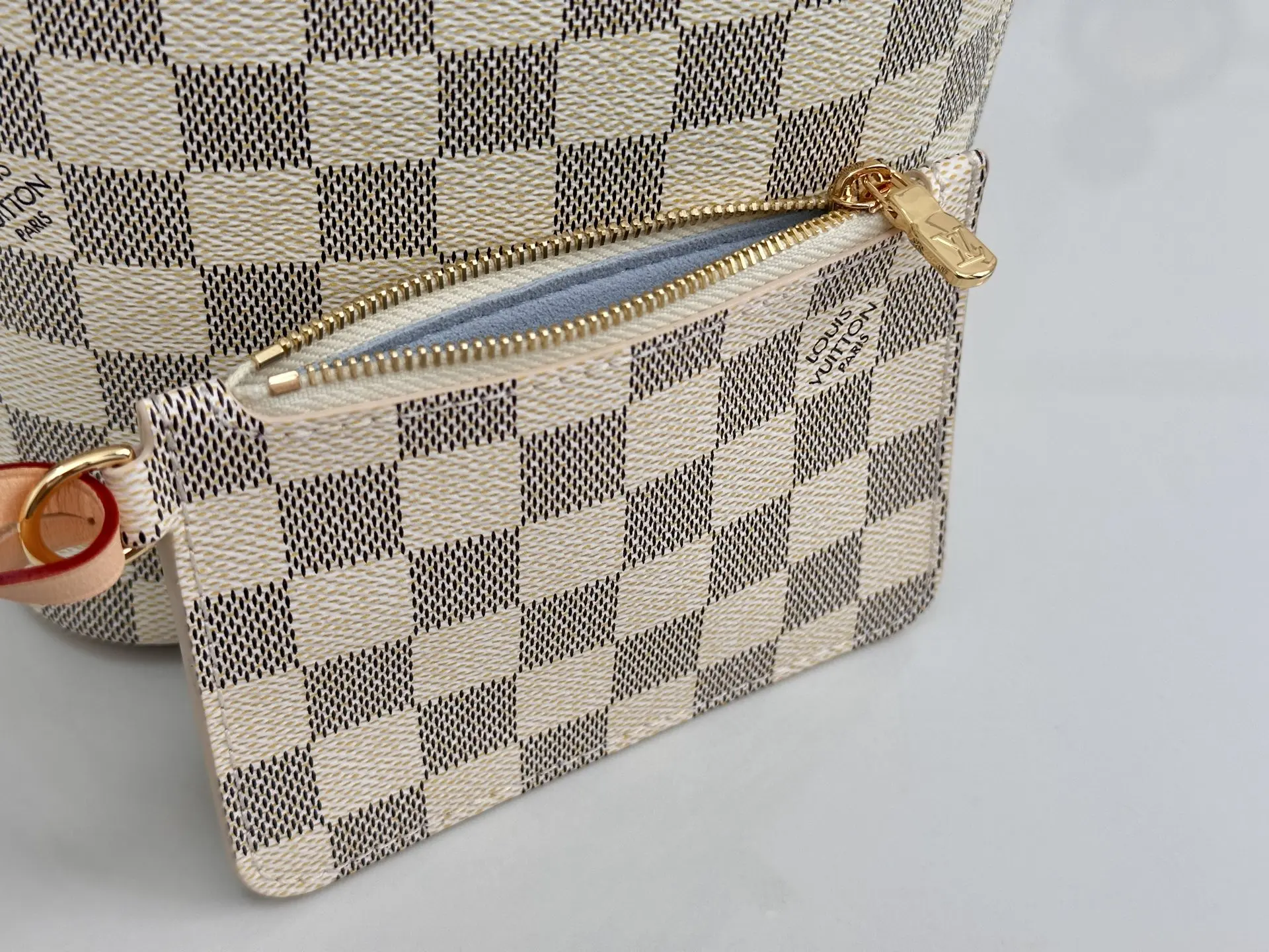 Louis Vuitton N40855 Variable Code Chip White Grid Handbag Shoulder Bag - Detail view 7