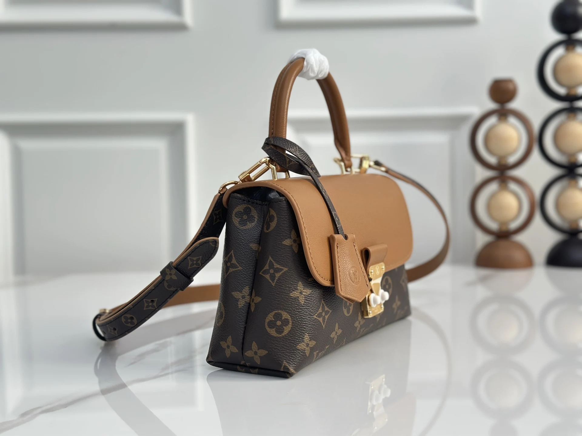 Louis Vuitton M27511 M28288 Old Flower Black Old Flower Brown Classic Canvas Flap Crossbody Bag - Detail view 2