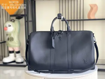 <p> 163 芯片  特级全钢五金 原厂皮 M26118 皮料是意大利A级皮料是在于品质 五金 面料 手工 油边 A级出品 图片跟产品一致丶配全套包装.尺寸:29x23x50CM</p>