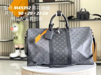 <p> 163 芯片  特级全钢五金 原厂皮 M45392 黑花 皮料是意大利A级皮料是在于品质 五金 面料 手工 油边 A级出品 图片跟产品一致丶配全套包装.尺寸:50x29x25CM</p>