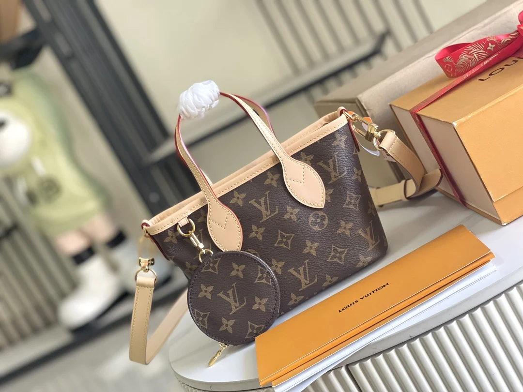 LVM46705 意大利A级真皮手提包 斜挎包 - 细节图 2