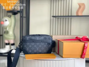 <p> 163 芯片 特级全钢五金 原厂皮 M46955 皮料是意大利A级皮料是在于品质 五金 面料 手工 油边 A级出品 图片跟产品一致丶配全套包装.尺寸:24x16x8CM </p> <p> 163 芯片 特级全钢五金 原厂皮 M46955 皮料是意大利A级皮料是在于品质 五金 面料 手工 油边 A级出品 图片跟产品一致丶配全套包装.尺寸:24x16x8CM </p>