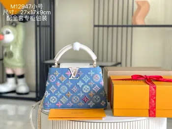 <p> 163 芯片 特级配全套包装 特级精品原厂皮 M12947 牛仔布小号CapucinesBB手袋本季讲述全新的Capucines故事 精致的金属色Monogram花卉饰带 使此款经典手袋散发出更加柔美的气质 精致的白色包身搭配金色花冠装饰 优雅而实用 </p><p>详细特征27.0 x 18.0 x 9.0 cm</p>