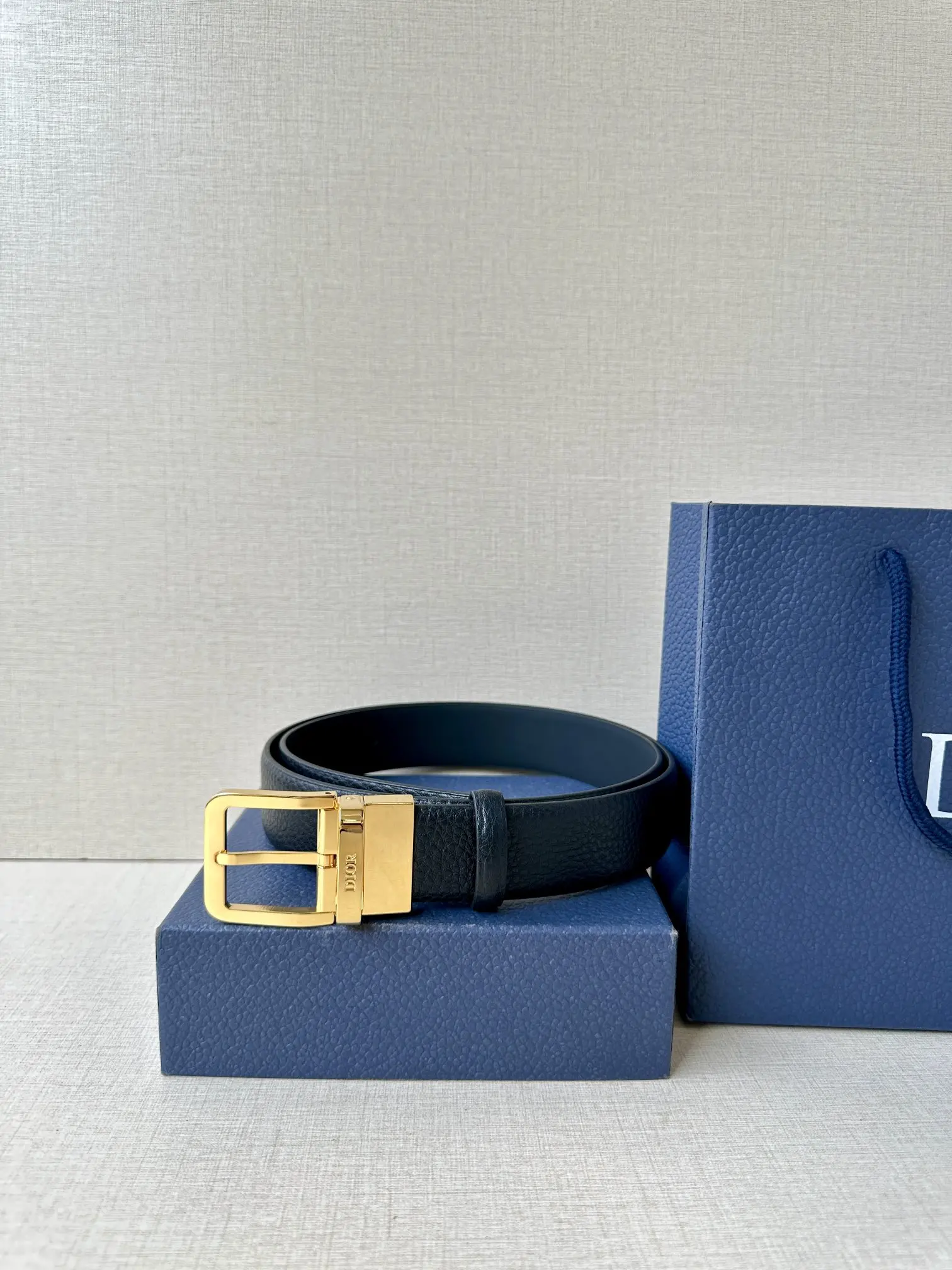 Dior Double-sided imported cowhide men s genuine leather belt - Detail view 4