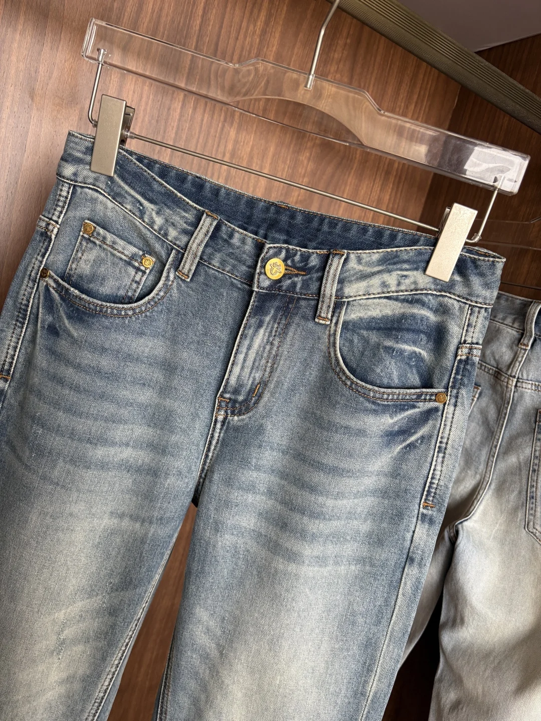 Dior 2026 Spring/Summer Design Recommendations: Hot Selling Jeans - Detail view 4