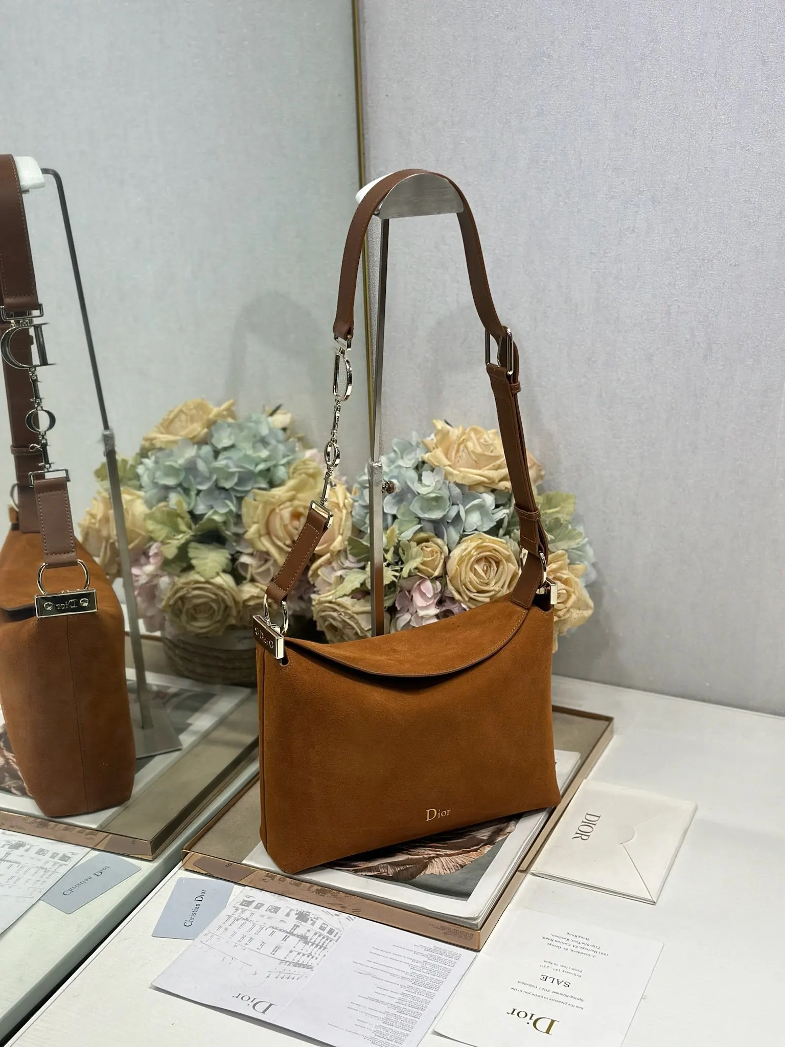 Dior 1411 Spring/Summer Color Block Small Handbag Women s Shoulder Bag - Detail view 2