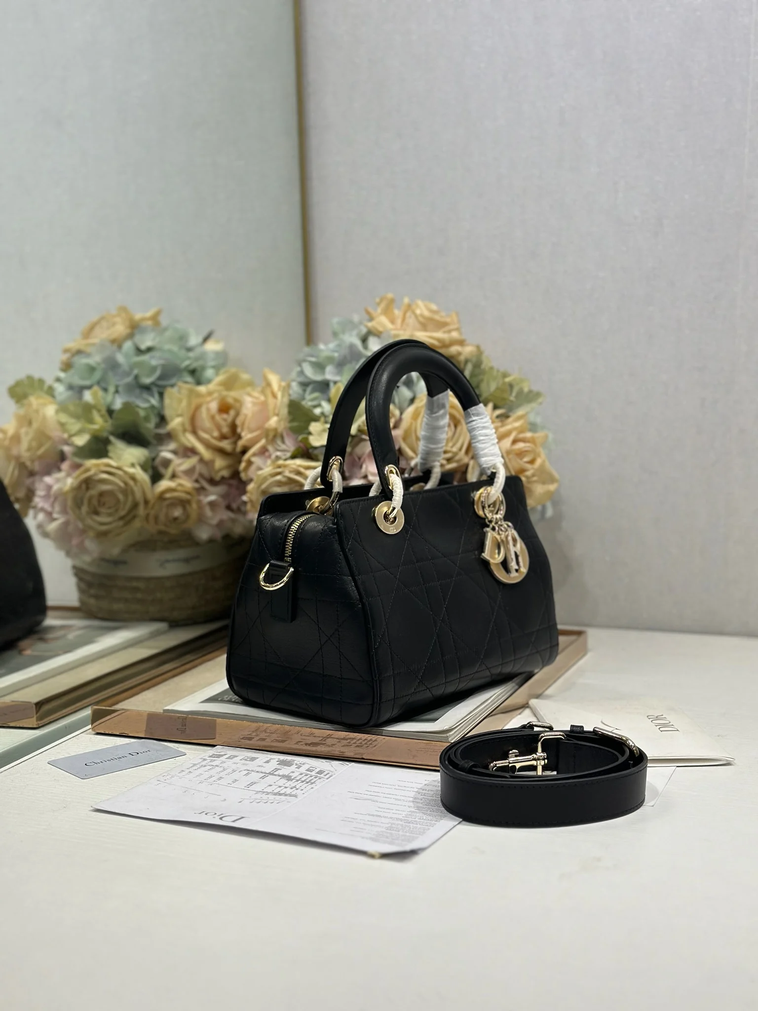迪奥1440 早春藤格纹羊皮手袋 女士斜挎包 - 细节图 2