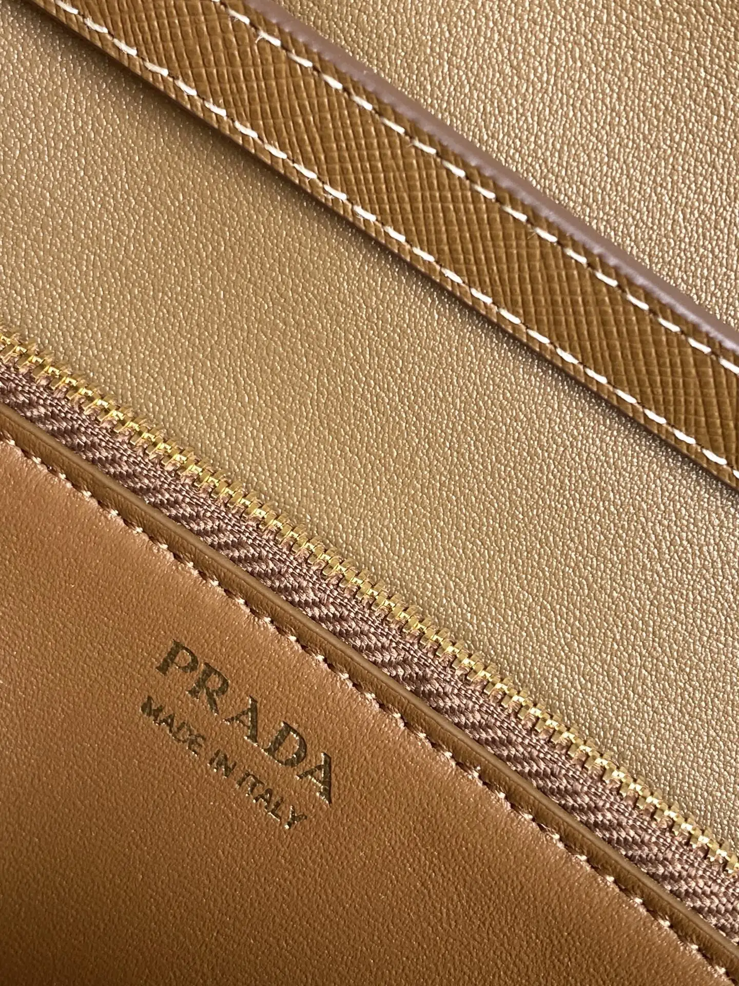 Prada 1BD386 New Leather Mini Handbag Women s Crossbody Bag - Detail view 9