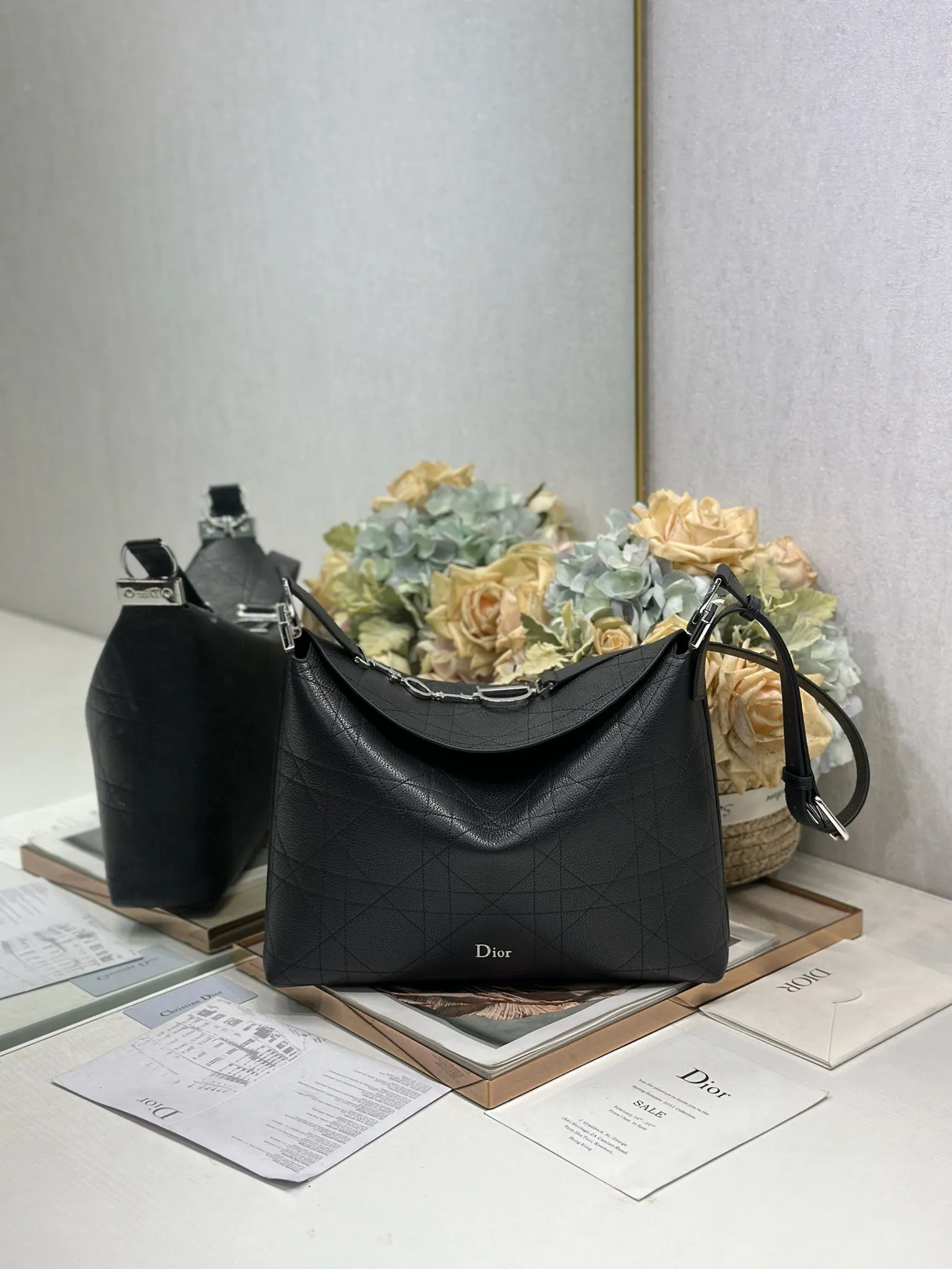 Dior 1412 Spring and Summer Color-Block Small Handbag Women s Shoulder Bag - Detail view 1