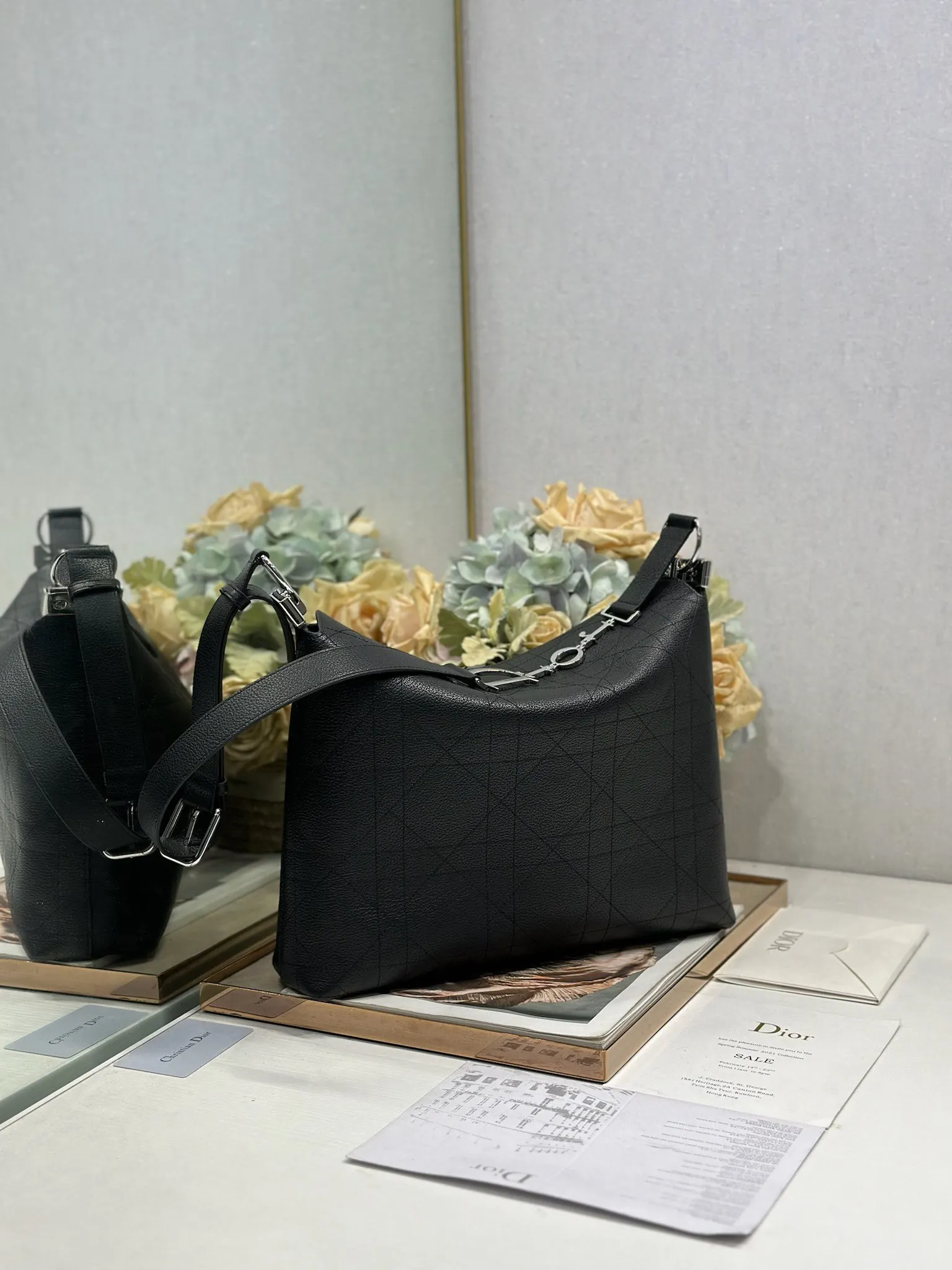Dior 1412 Spring and Summer Color-Block Small Handbag Women s Shoulder Bag - Detail view 3