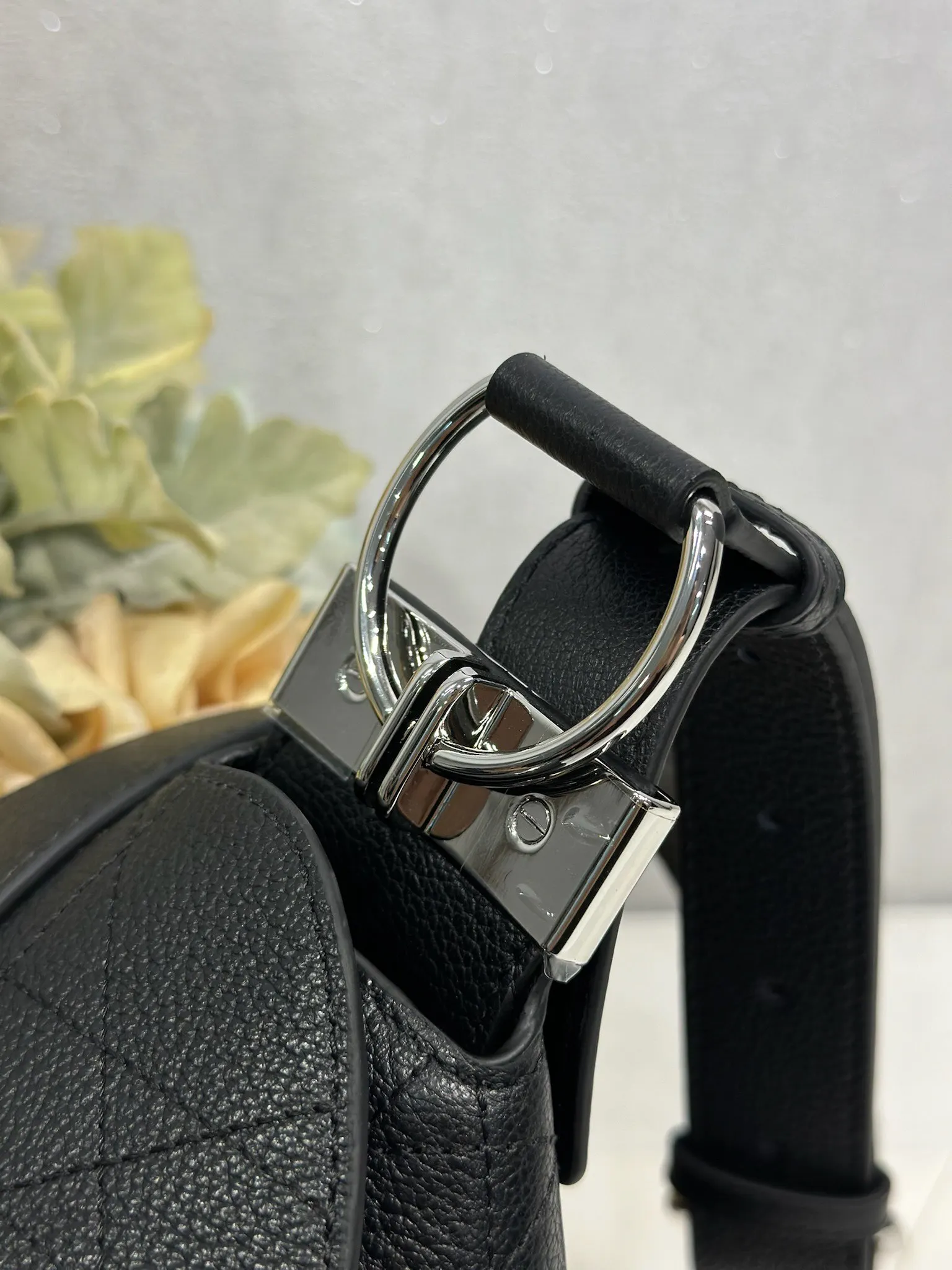 Dior 1412 Spring and Summer Color-Block Small Handbag Women s Shoulder Bag - Detail view 6