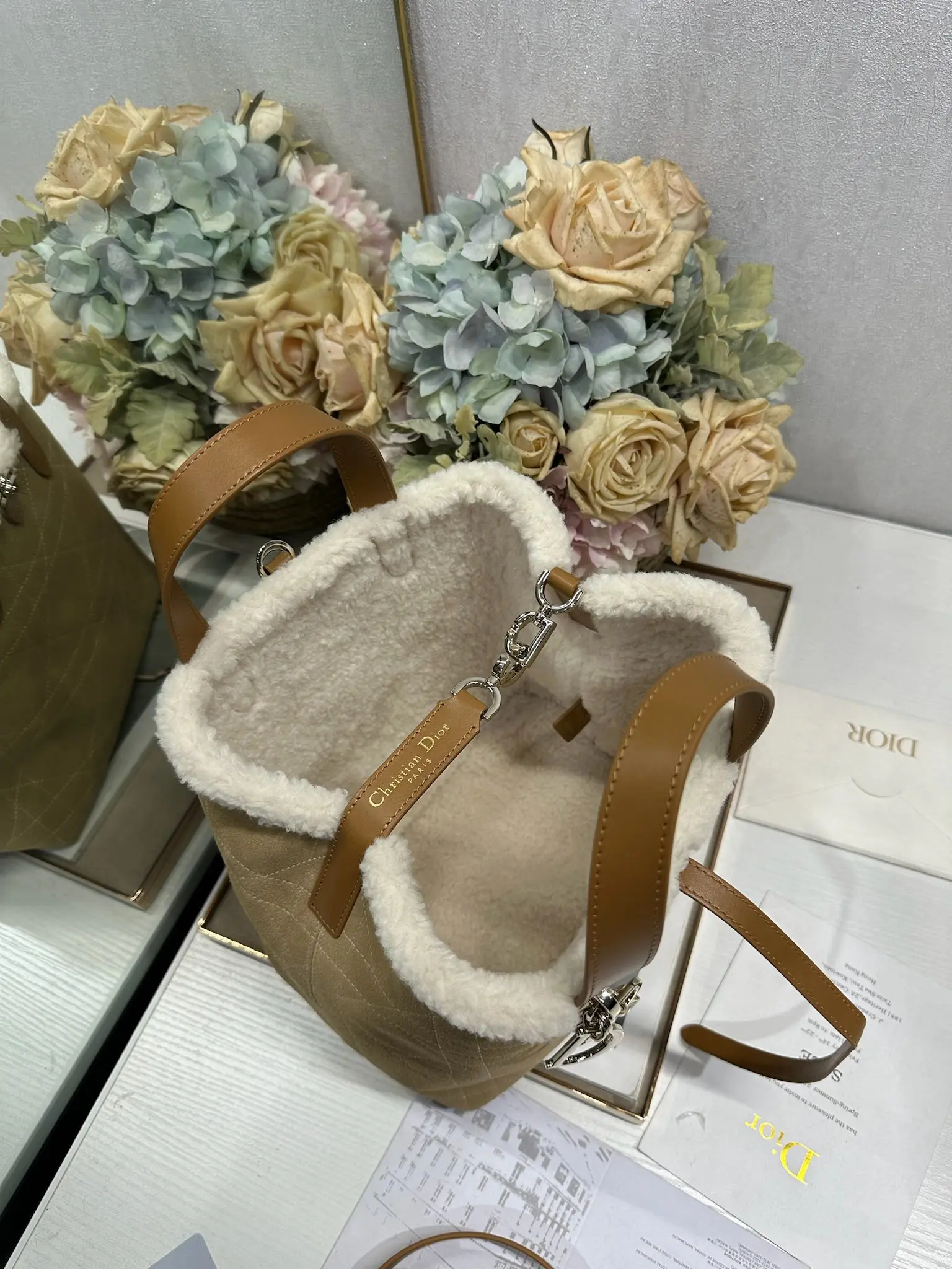 迪奥2836 杏绒拼皮竖版手袋 女士斜挎包 - 细节图 6