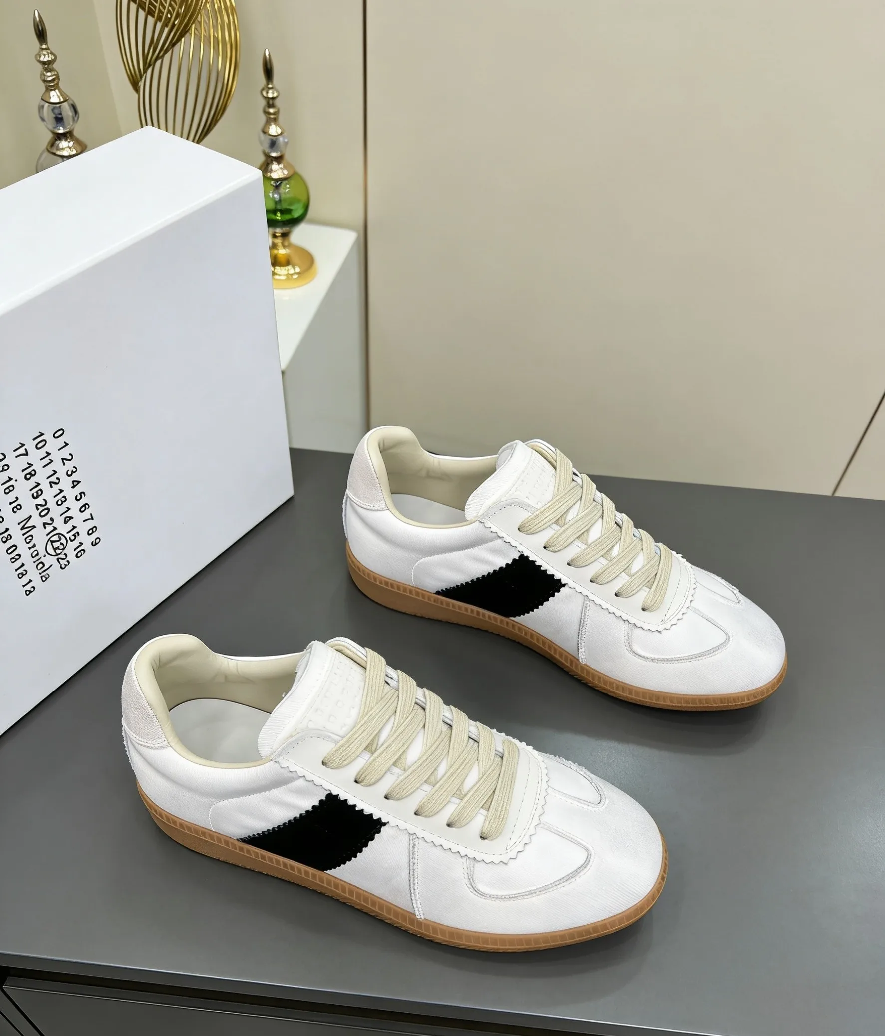 Maison Margiela MM6 Maison Margiela Decon Casual Sneakers - Detail view 3
