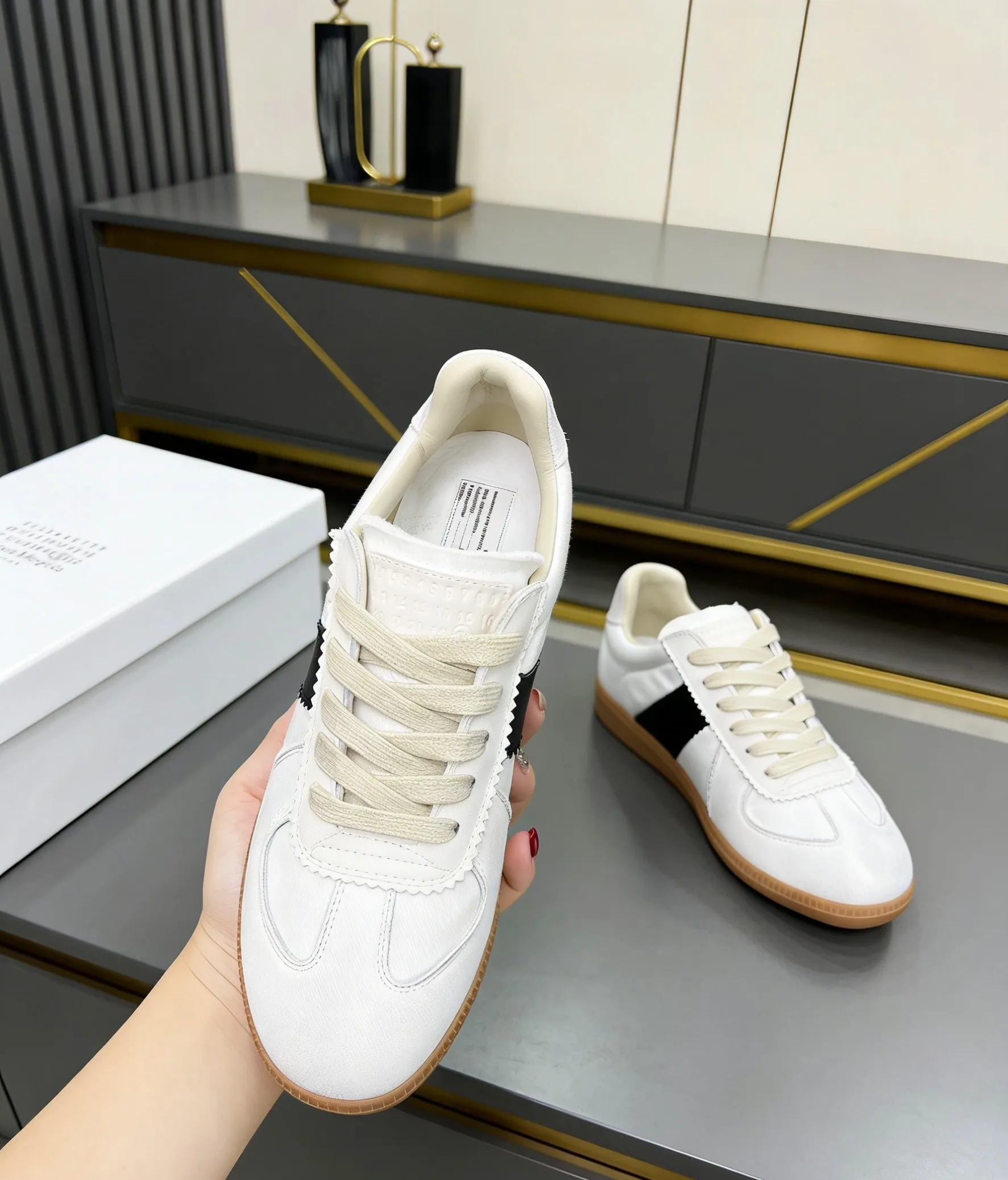 Maison Margiela MM6 Maison Margiela Decon Casual Sneakers - Detail view 4