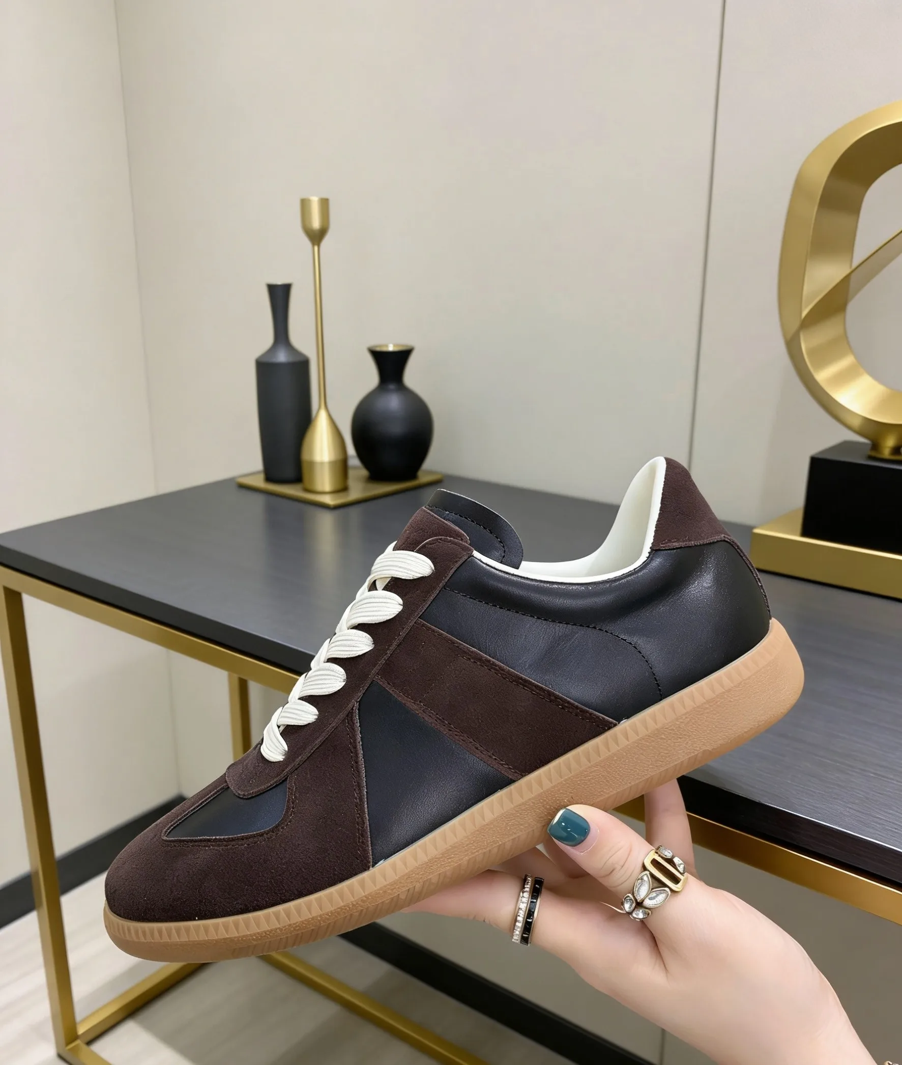 Maison Margiela MM6 Maison Margiela Decon Casual Sneakers - Detail view 3