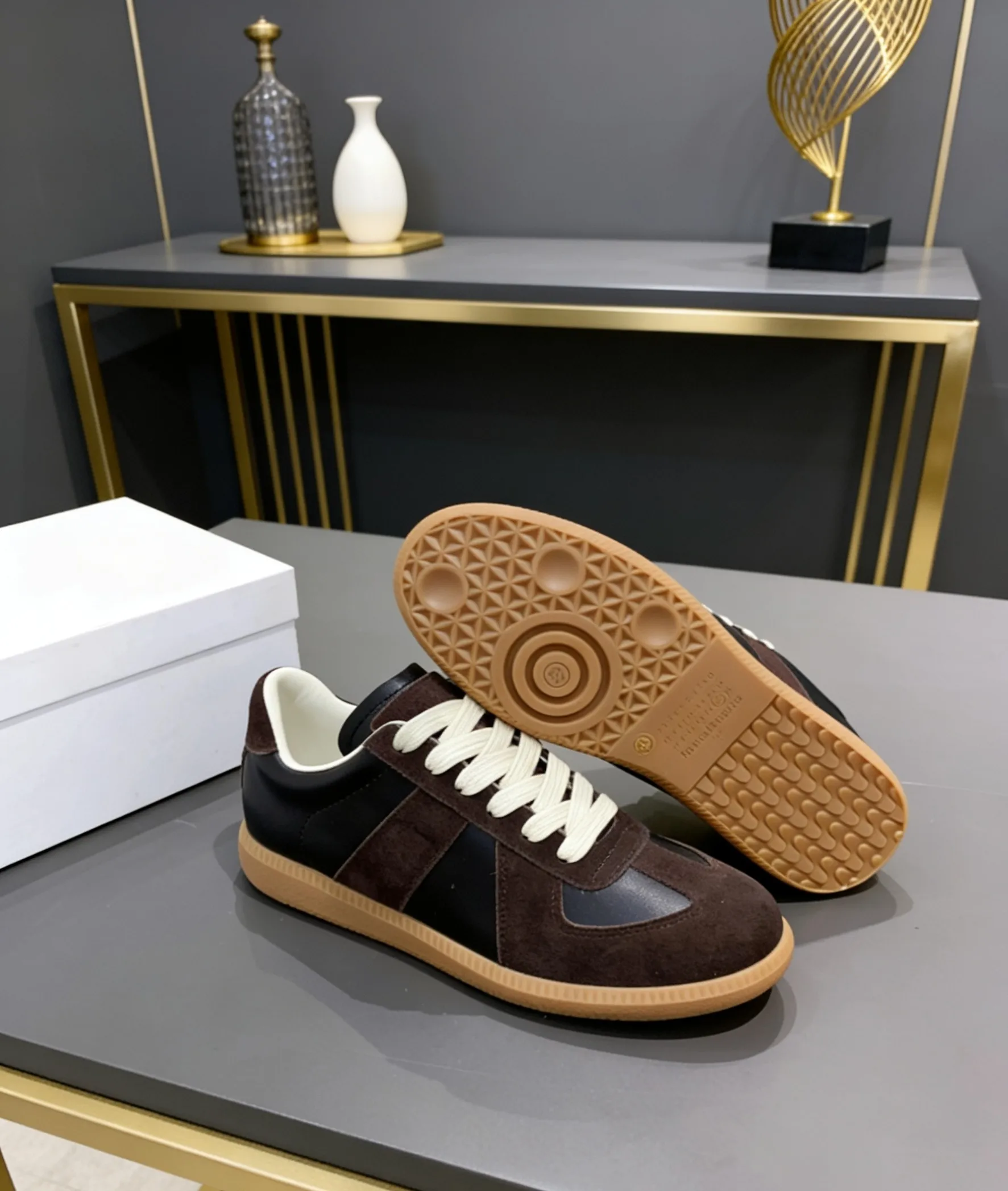 Maison Margiela MM6 Maison Margiela Decon Casual Sneakers - Detail view 5