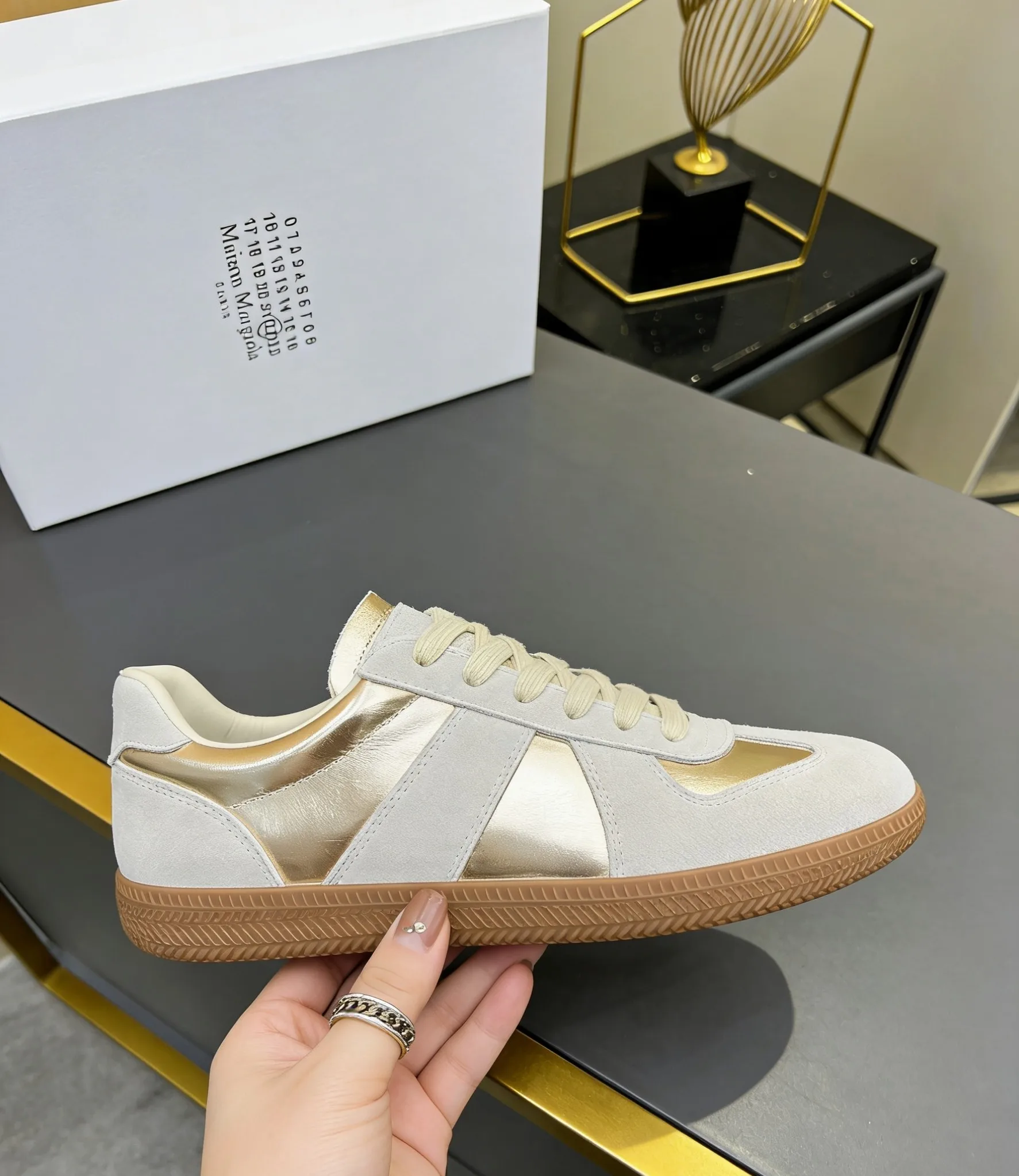 Maison Margiela MM6 Maison Margiela Decon Casual Sneakers - Detail view 3