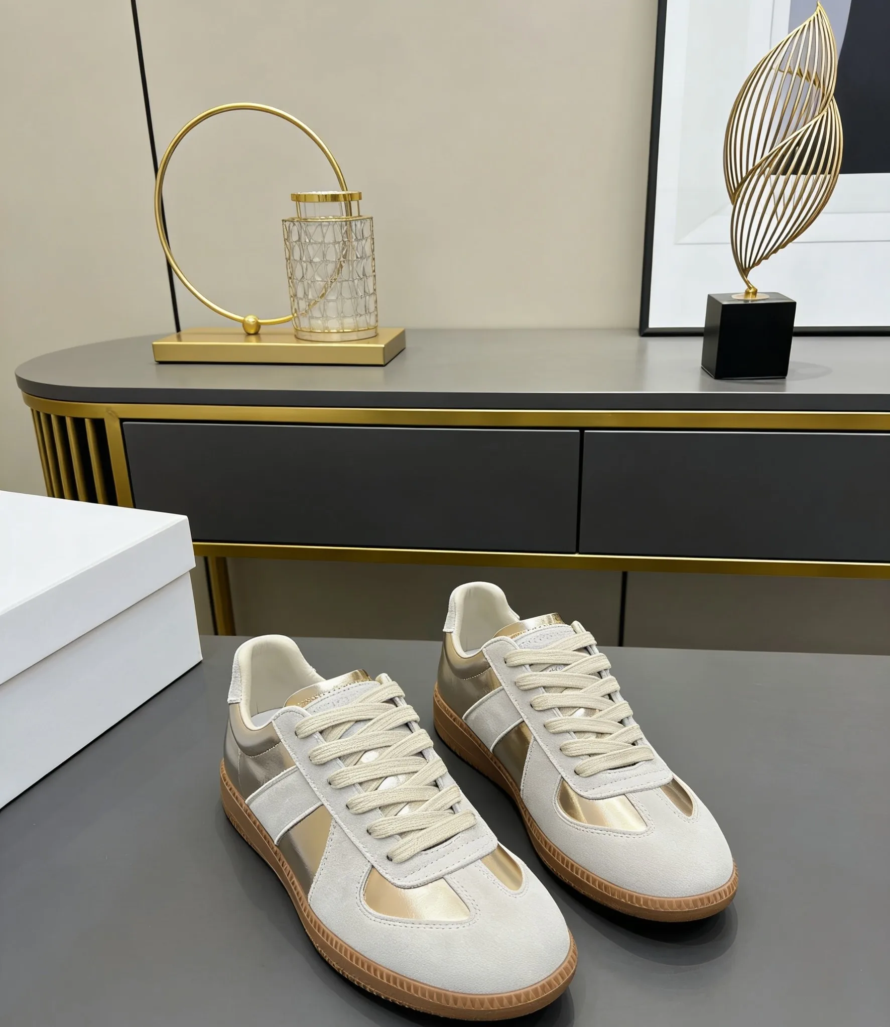 Maison Margiela MM6 Maison Margiela Decon Casual Sneakers - Detail view 6
