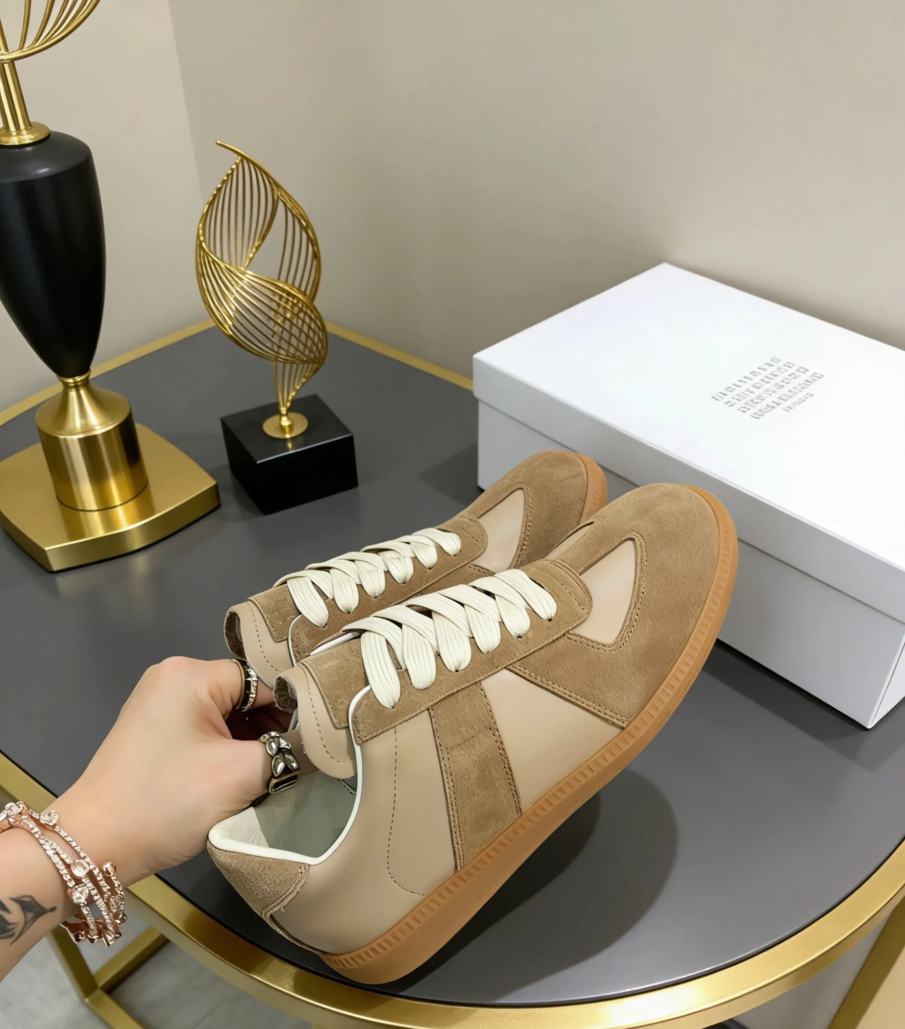 Maison Margiela MM6 Maison Margiela Decon Casual Sneakers - Detail view 1
