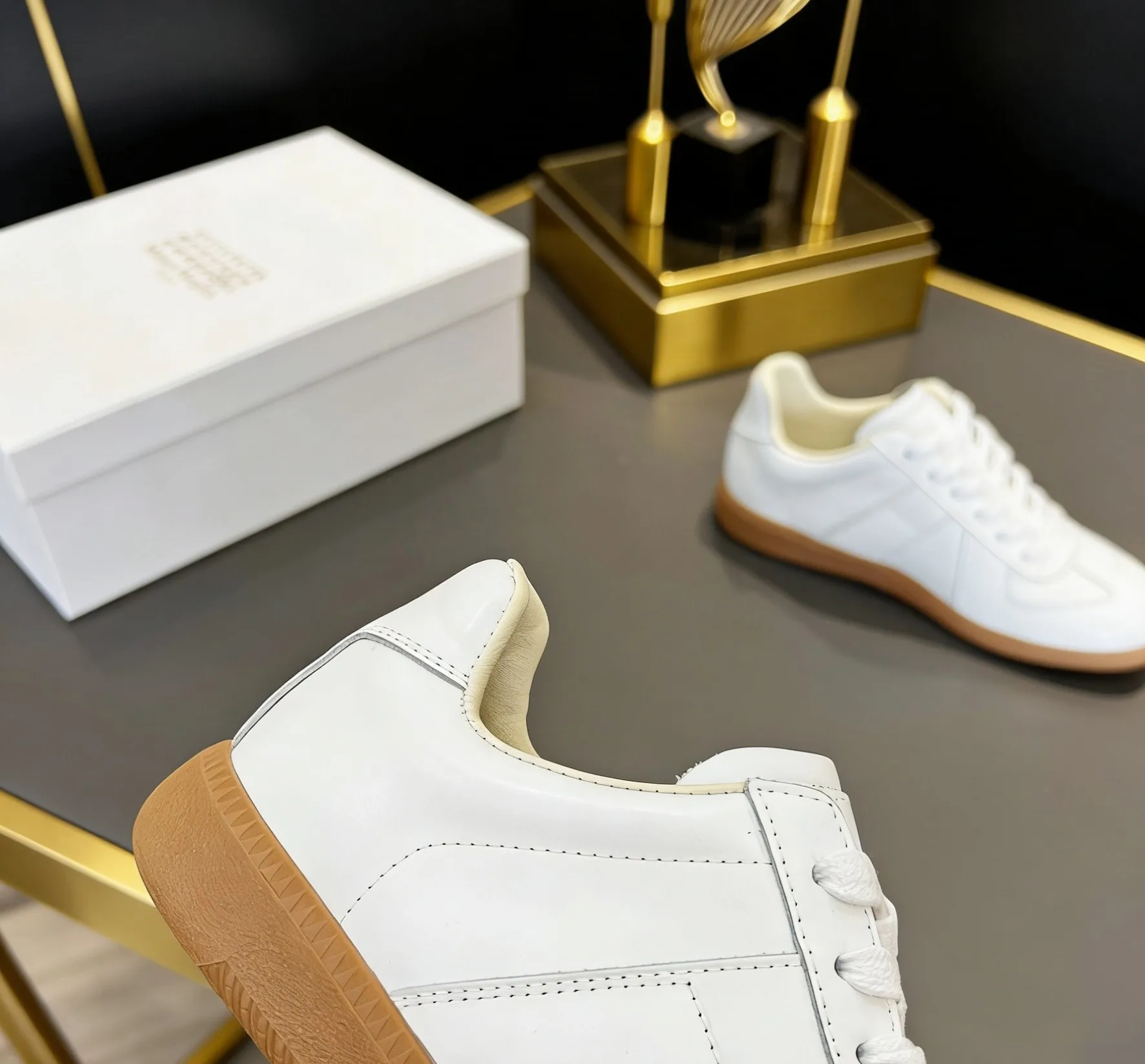 Maison Margiela MM6 Maison Margiela Decon Casual Sneakers - Detail view 9