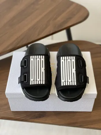 25ss 春夏新款 D字刺绣厚底运动拖鞋